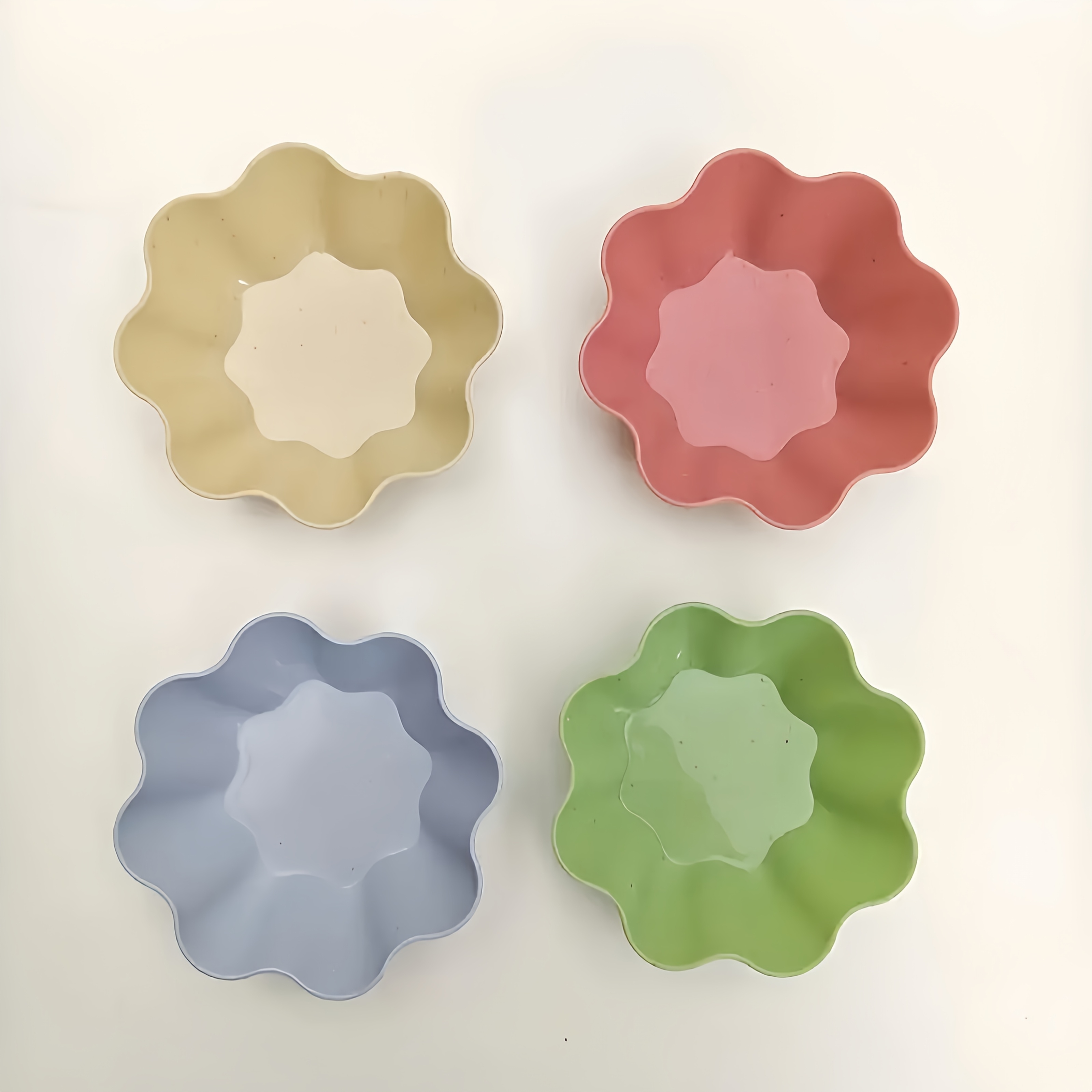 4pcs Flower-shaped Cereal Pet Bowl Set, Suitable For Hamsters Small Animals Birds, Wheat Straw Fiber Is Not Easy To Break Portable Bowl Set