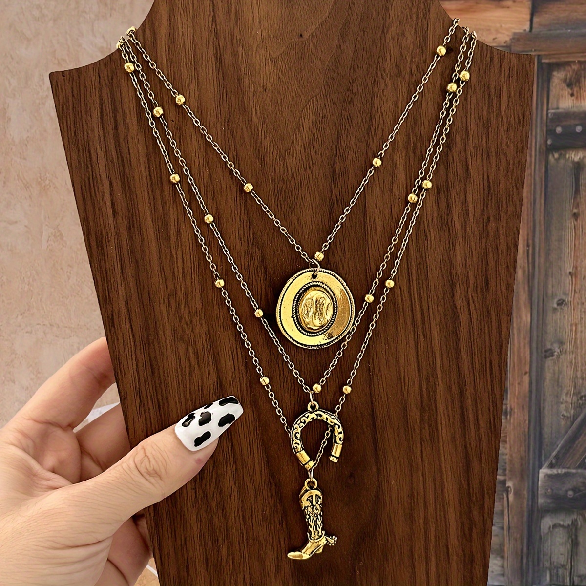 Image of 3pcs Alloy Pendant Iron Chain Necklace Set Vintage Ethnic Style Western Cowboy Hat And Boot Horseshoe Pendants Layered Necklace Set