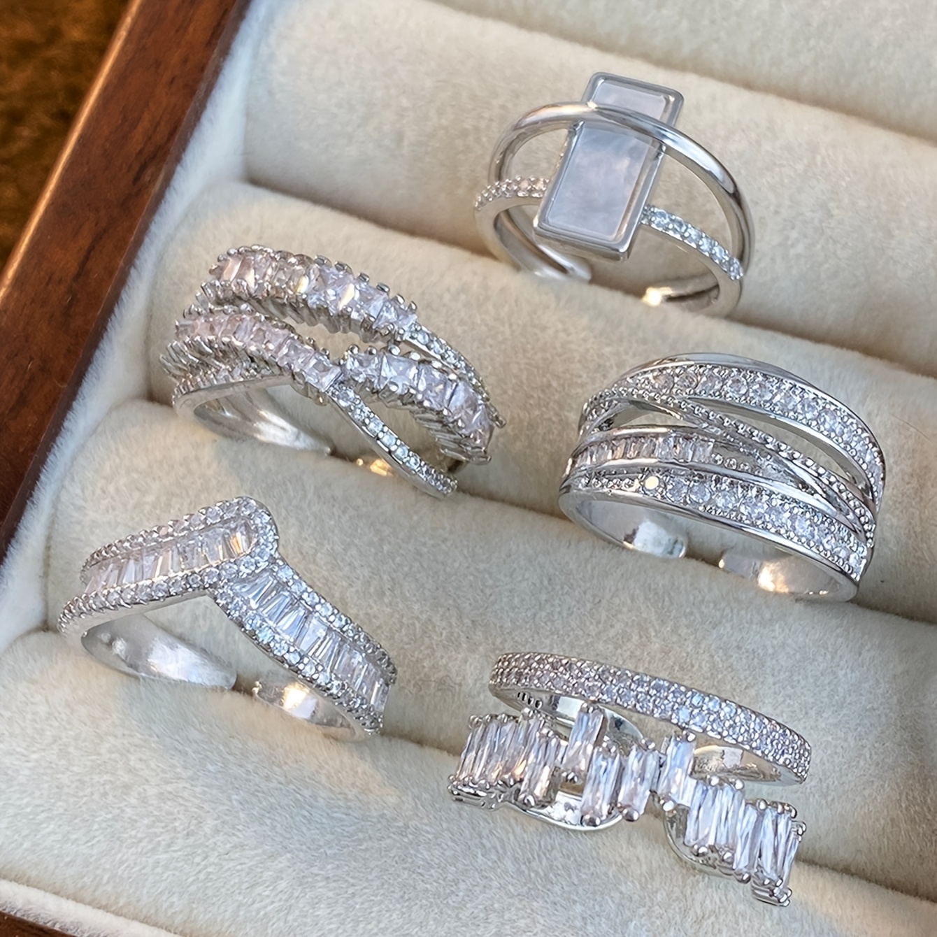 TEMU 5pcs Set Vintage Elegant Heavy-worked Shiny Cubic Synthetic Zirconia Geometric Fashionable Versatile Women's Adjustable Set, Suitable For Daily,