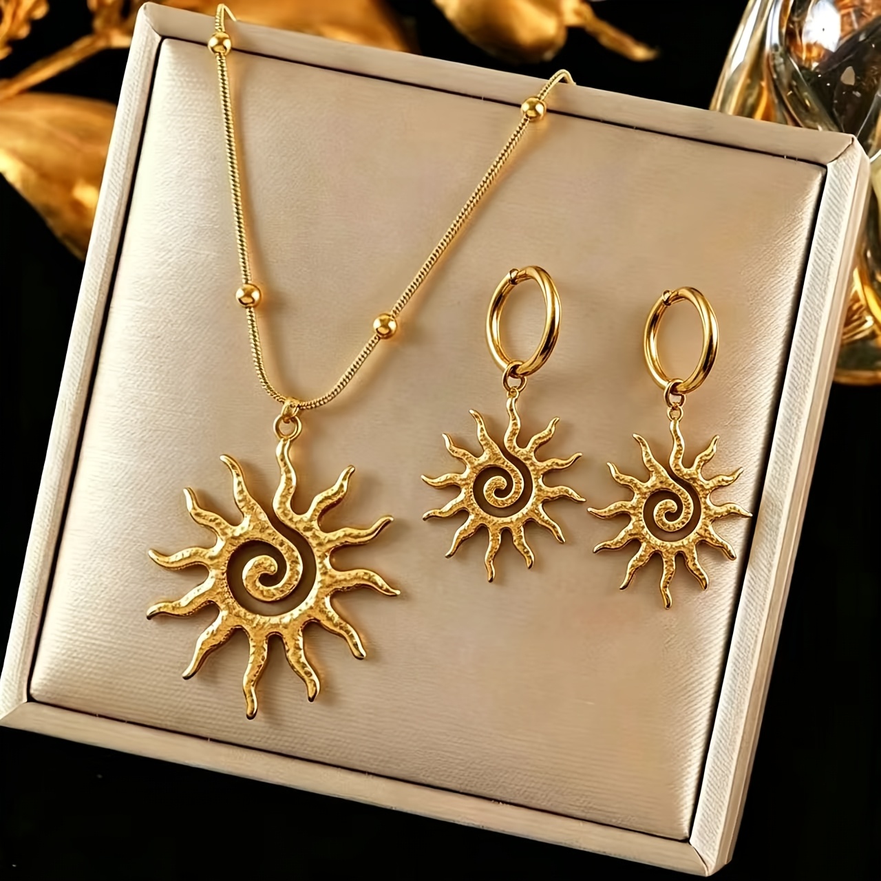 TEMU 2pcs Golden Stainless Pendant Necklace + Earrings Set, Choker + Earring Jewelry Gift For Women, Vintage Style And Waterproof Necklace, Choker Is