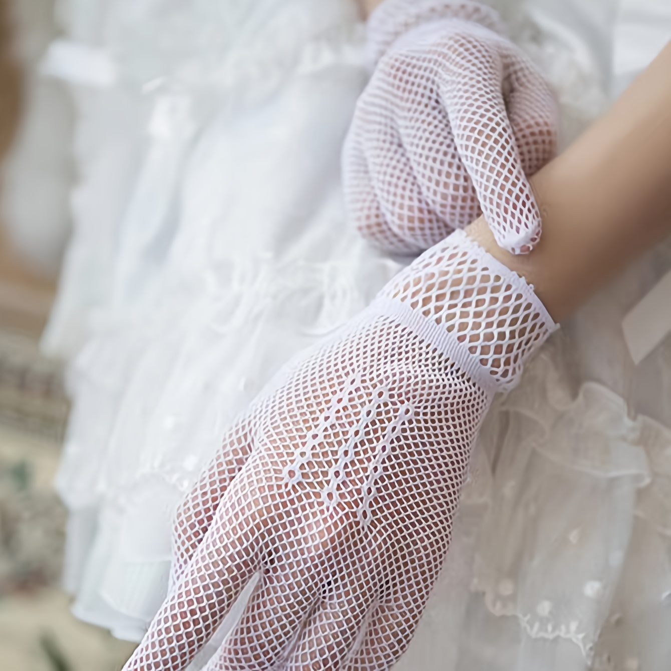Of Summer Thin Mesh Gloves White Formal Fishnet Gloves High Elasticity Black And White Wedding Hand Covers