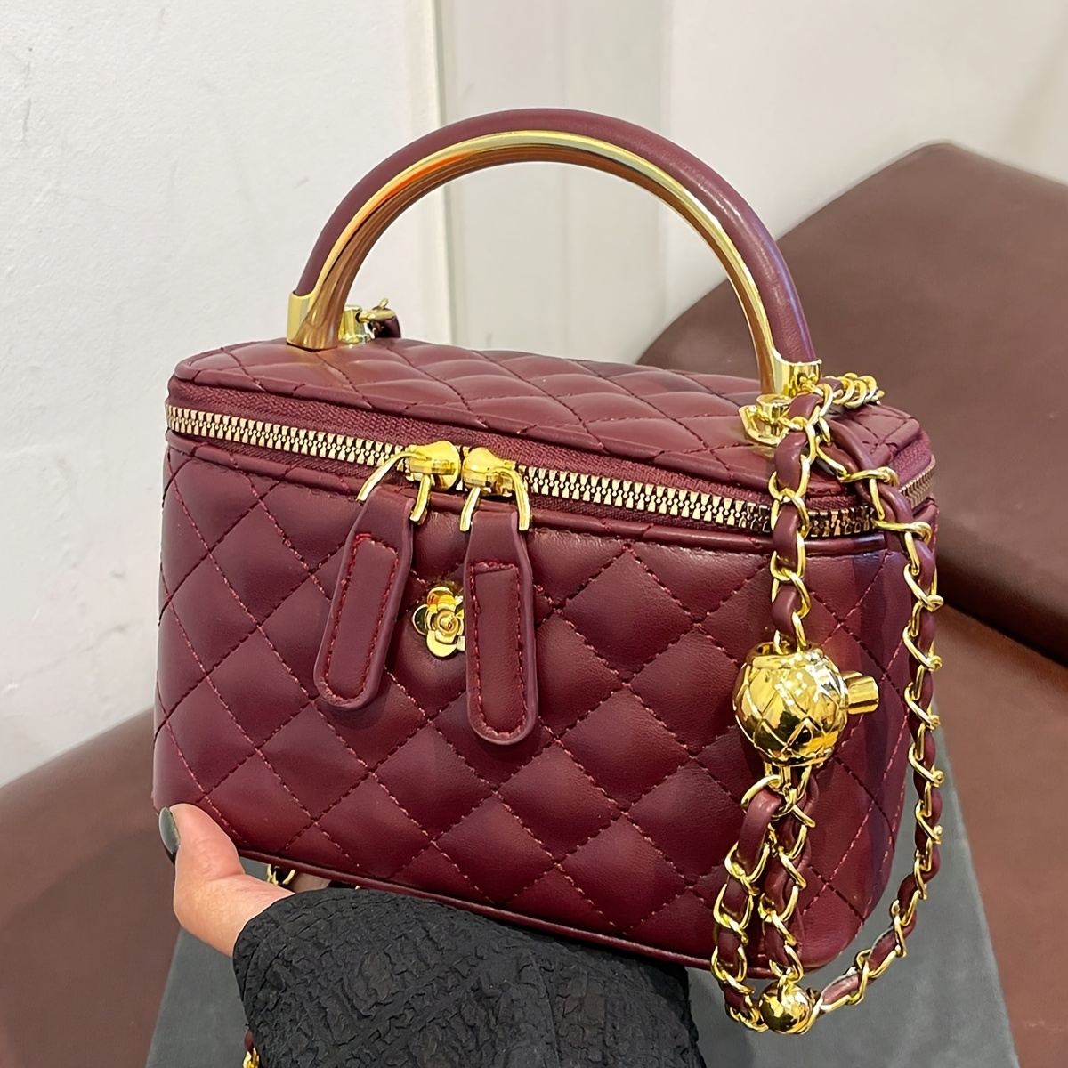 TEMU Bolso Pequeño Cuadrado Retro Minimalista para Mujer Verano 2025 con Correa de Cadena Dorada - y , Cierre de Cremallera, Poliéster Duradero para