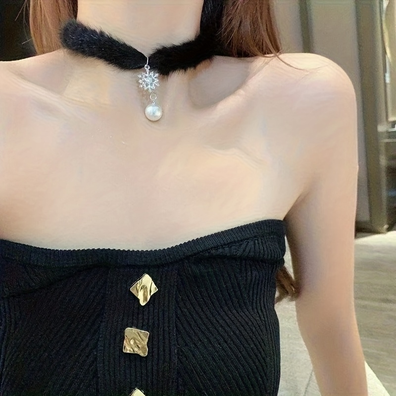 choker necklace made of soft velvet featuring a fluffy snowflake     parties and   Product details 6