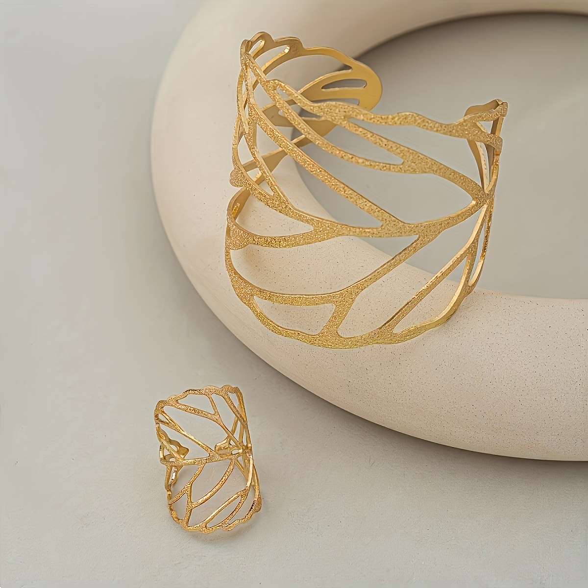 Minimalist Leaf Cutout Bracelet & Ring Set