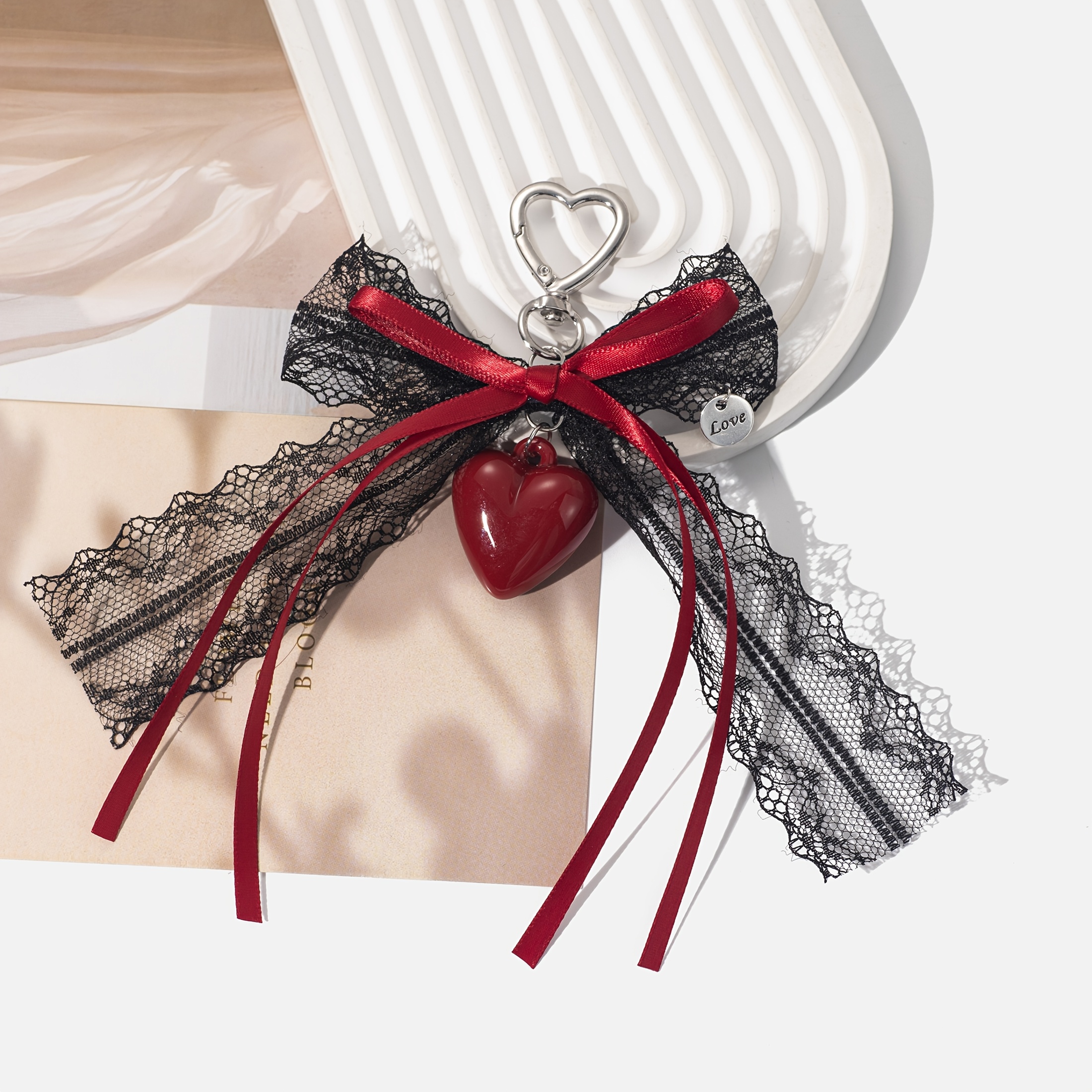 TEMU 1pc Heart Pendant Keychain, Decorated With Lace And Bow Ribbons, Suitable As A Valentine's Day Gift Or Key Additions For Men And Women