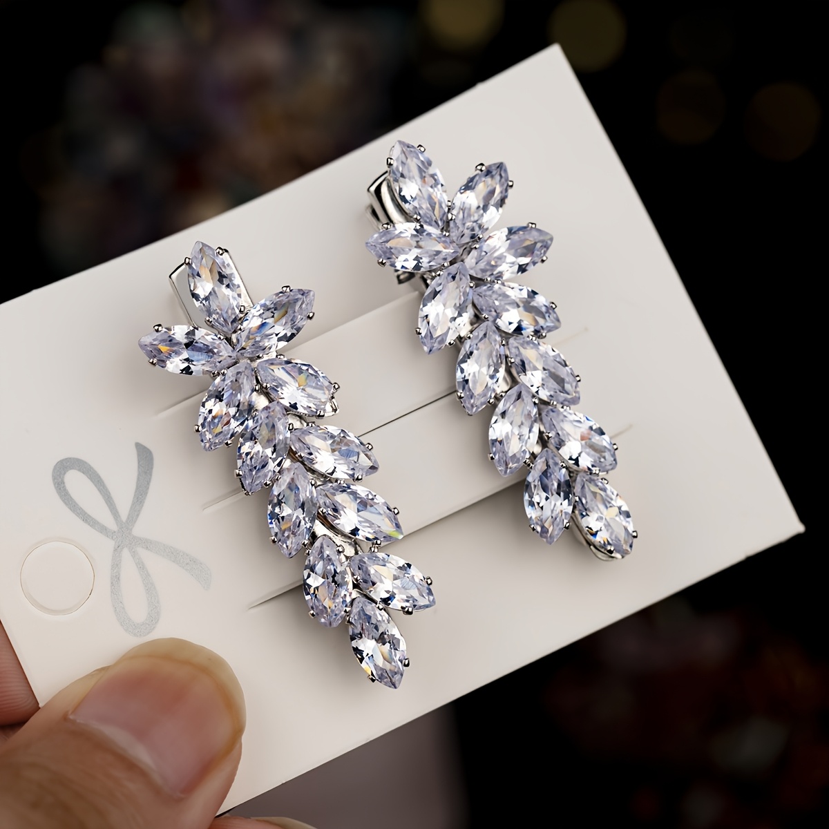 Light Luxury Sparkling Hair Clip, An Elegant And Versatile Hair Accessory For Casual Attire