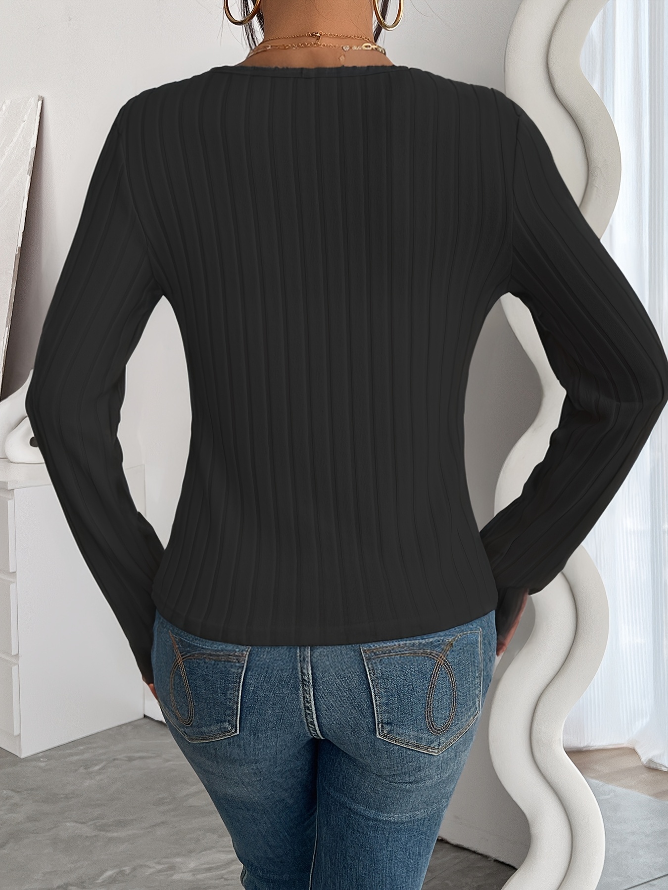 Women'S Chic Ribbed V-Neck Slim Fit Top - Elegant Long Sleeve, Solid Black, Perfect for Fall/Winter Fashion, Stylish Layering Piece