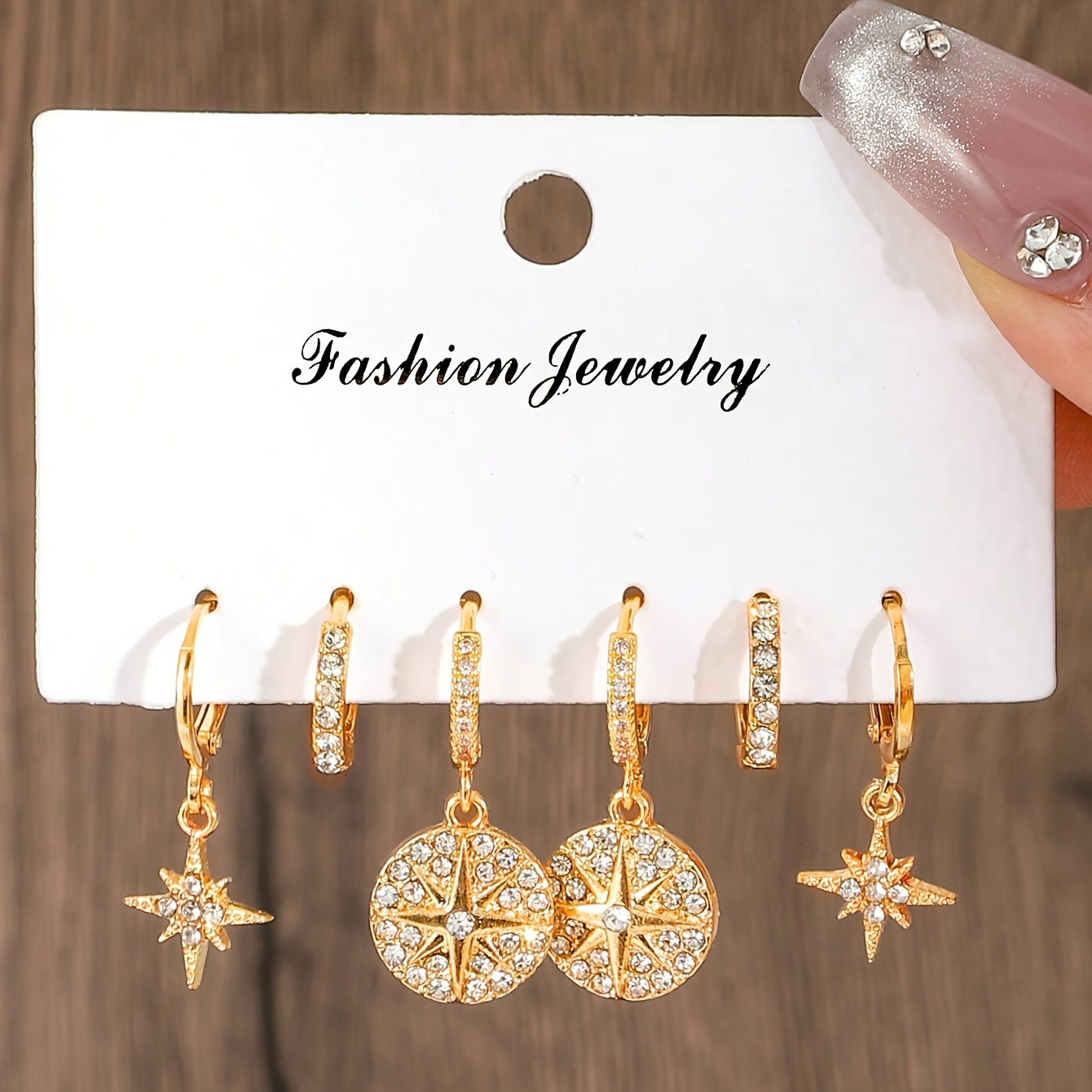 TEMU Set da 3 di orecchini da donna in stile Y2K: eleganti orecchini pendenti a con semplici orecchini a piccoli. Adatti per uso , feste e riunioni .