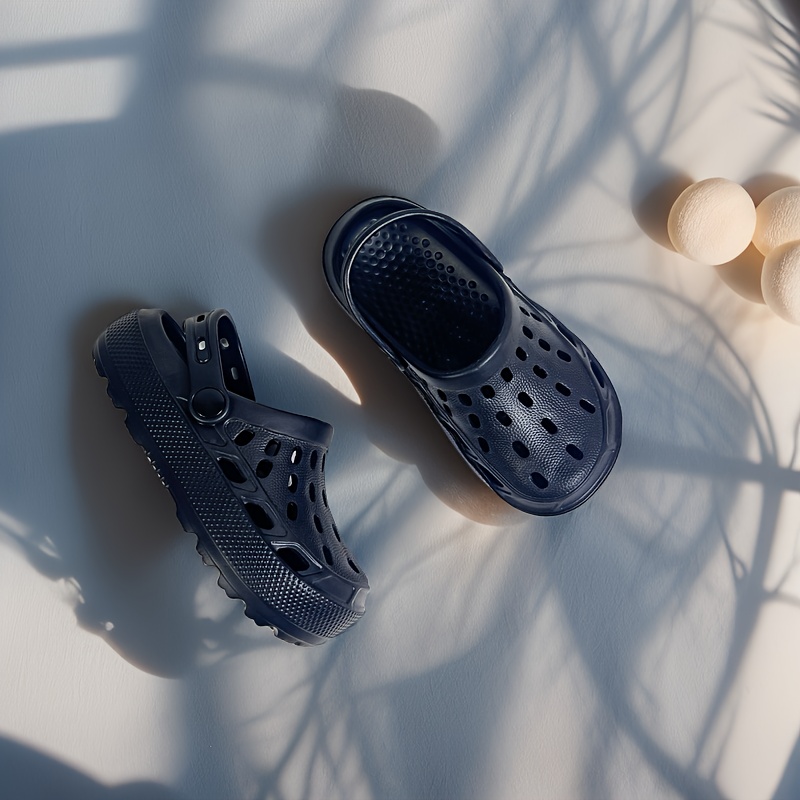 Image of New Solid Color Thick-soled Breathable Clogs For Kids, Youth Beach Breathable Lightweight Indoor/outdoor Infant Toddler Walking Shoes