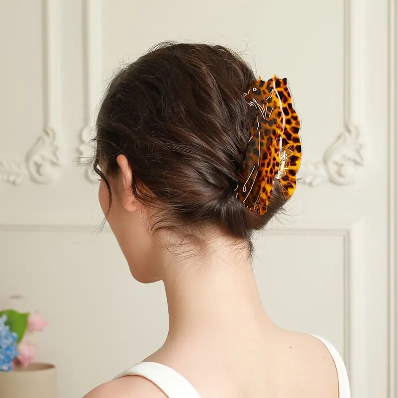 handmade leopard print acetate hair clip minimalist rectangular animal design hair accessory with vibrant orange black spotted pattern durable lightweight for womens hairstyles cute hair accessories stylish updo clip Product details 5