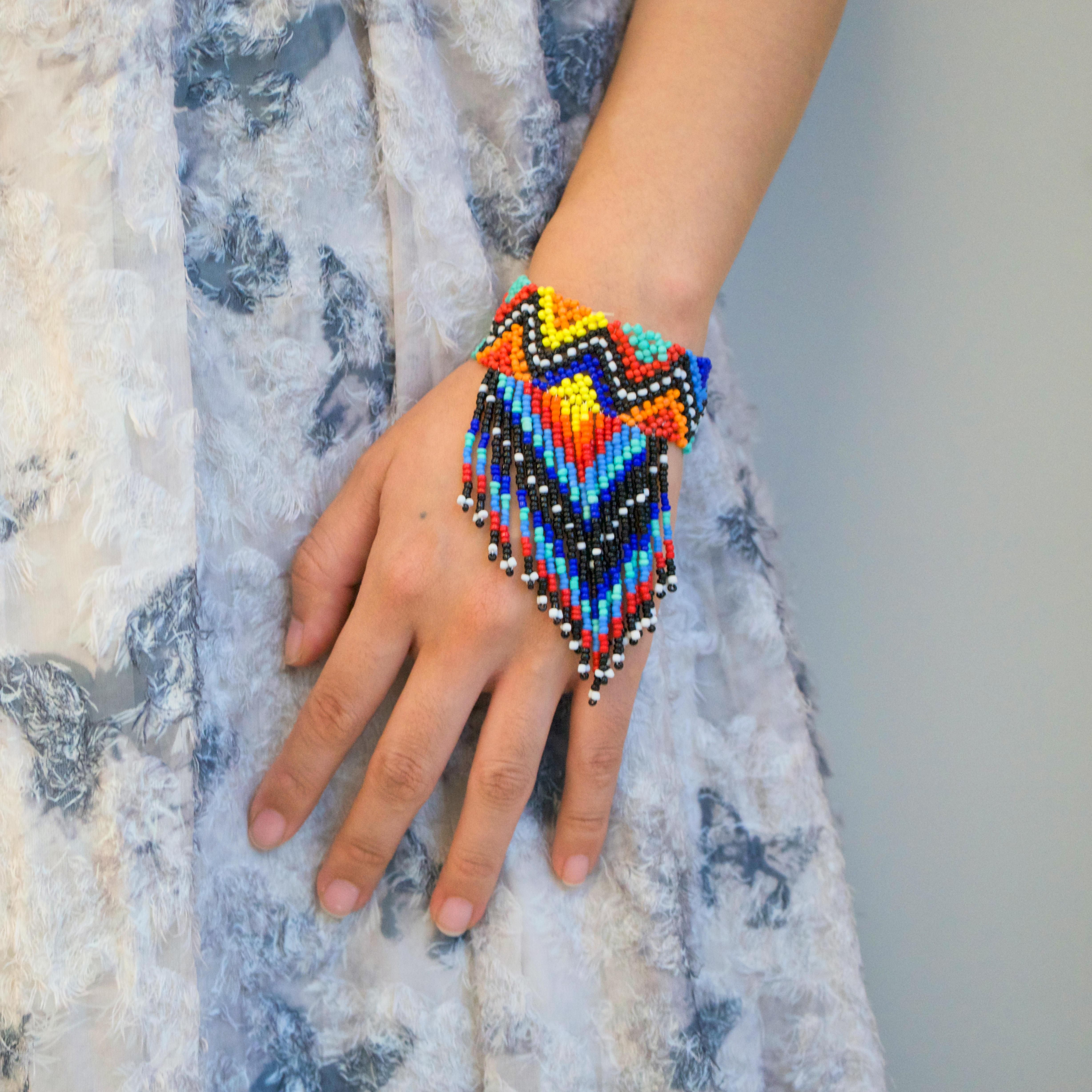 

1pc -chic Vintage Geometric Beaded Bracelet With Tassel Accents - Ideal For Vacation & Casual Attire