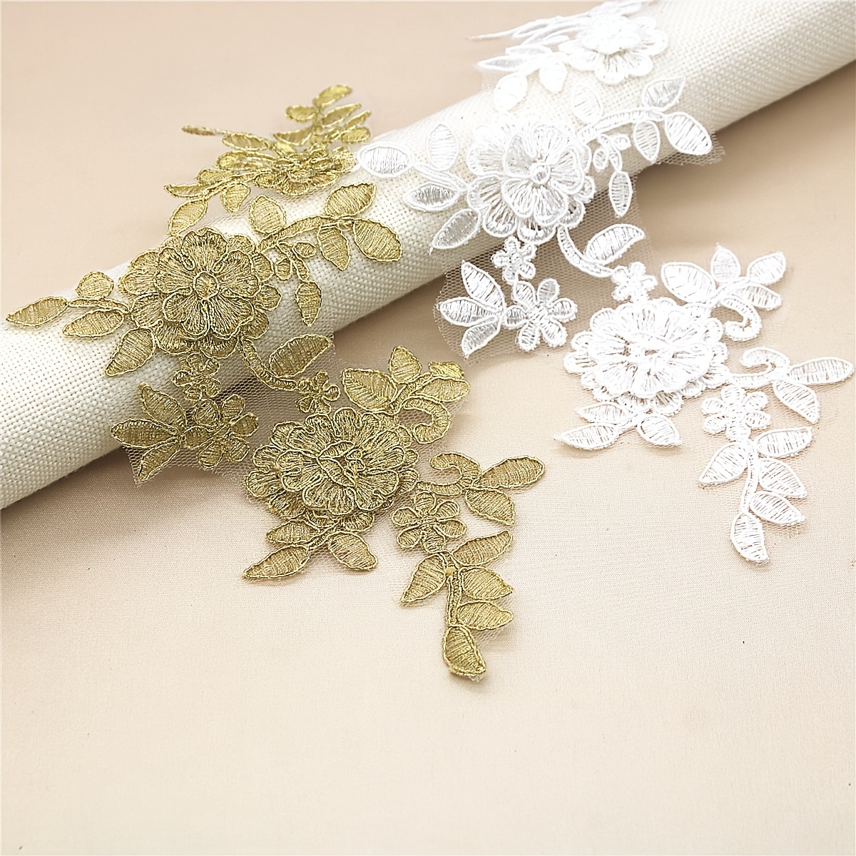2pcs Water-Soluble Lace Flower Appliques for Dresses