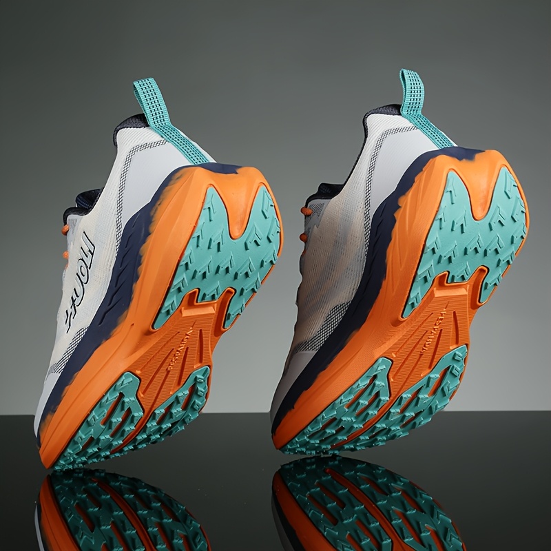 Spring New Lightweight Comfortable Breathable Casual Sports Shoes