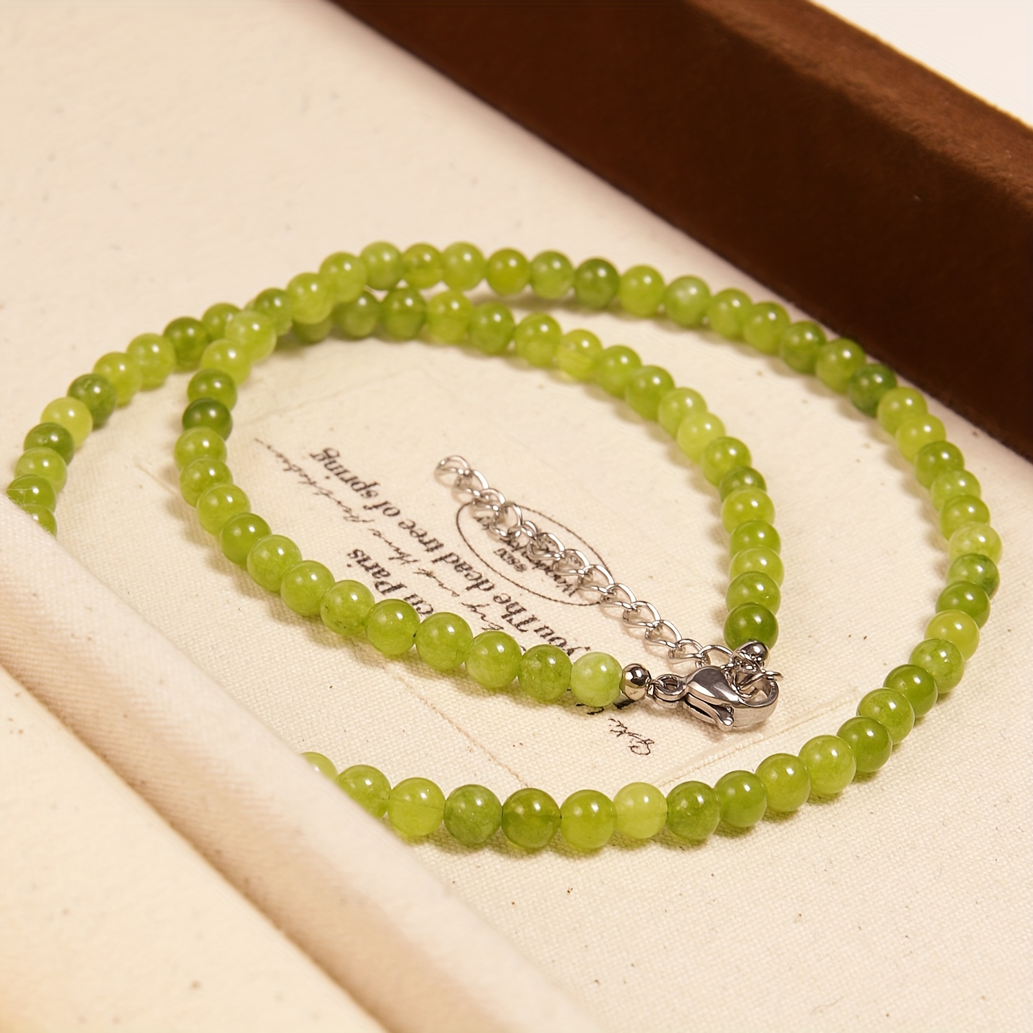 TEMU 1pc Green Peridot Round Bead Necklace Shiny And Unique Fresh - Green Hand-woven Natural Stone Necklace Suitable For Men's Necklace Women's Necklace Surprise Gift Holiday Gift