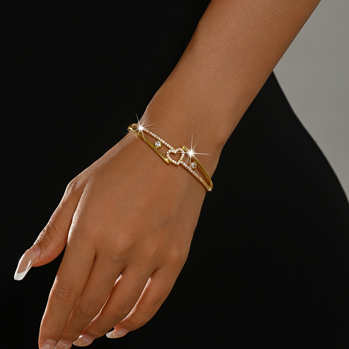 Women's Heart-Shaped Rhinestone Bracelet, Chic Double-Ring Design