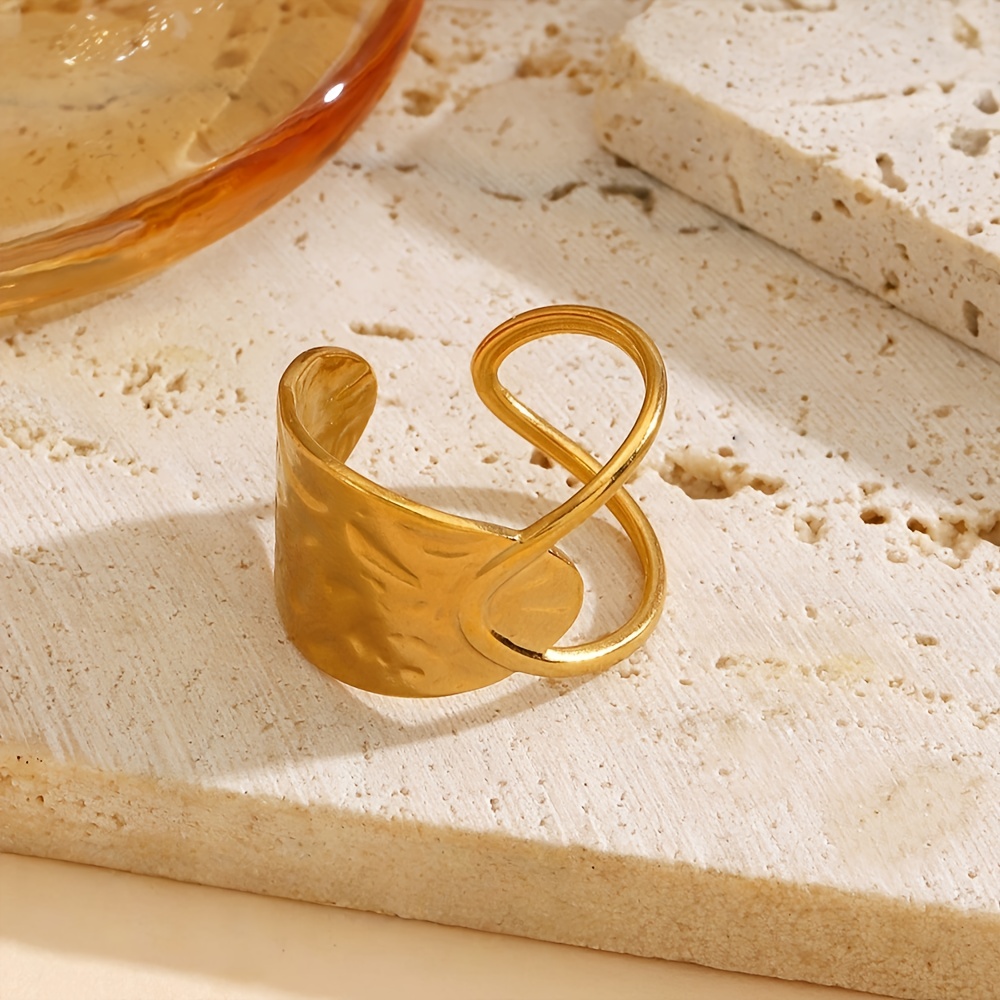 TEMU An Irregular Asymmetrical Ring, Simple, Elegant, Classy, Luxurious, And . A Women's Ring, Ladies' Hand Jewelry, Women's Accessories, Versatile
