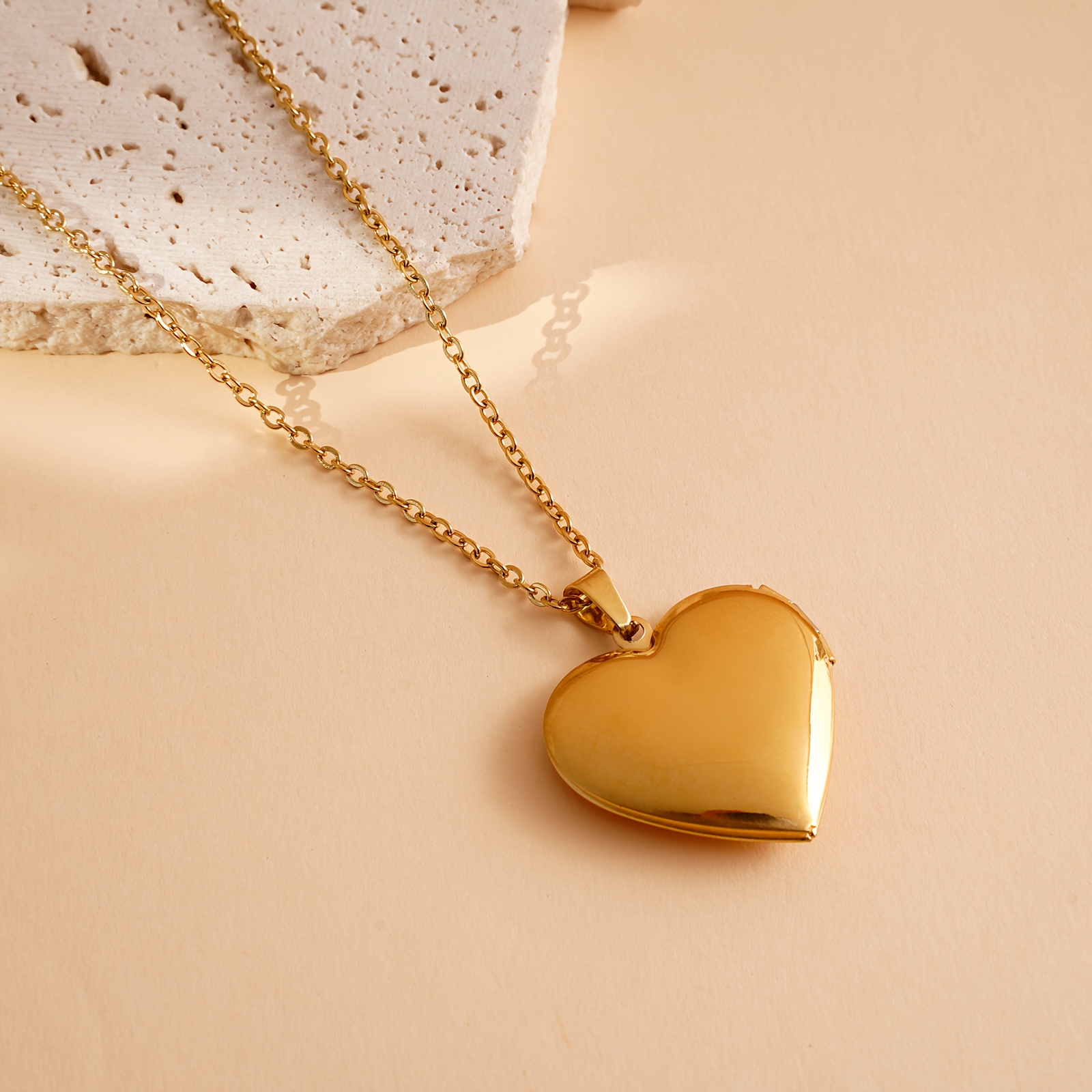 TEMU Custom Photo Heart Locket Necklace With Photo, Big Locket, Vintage Necklace, Sibling, Best Friend, Personalized Gift For Her, Christmas Gift Pet