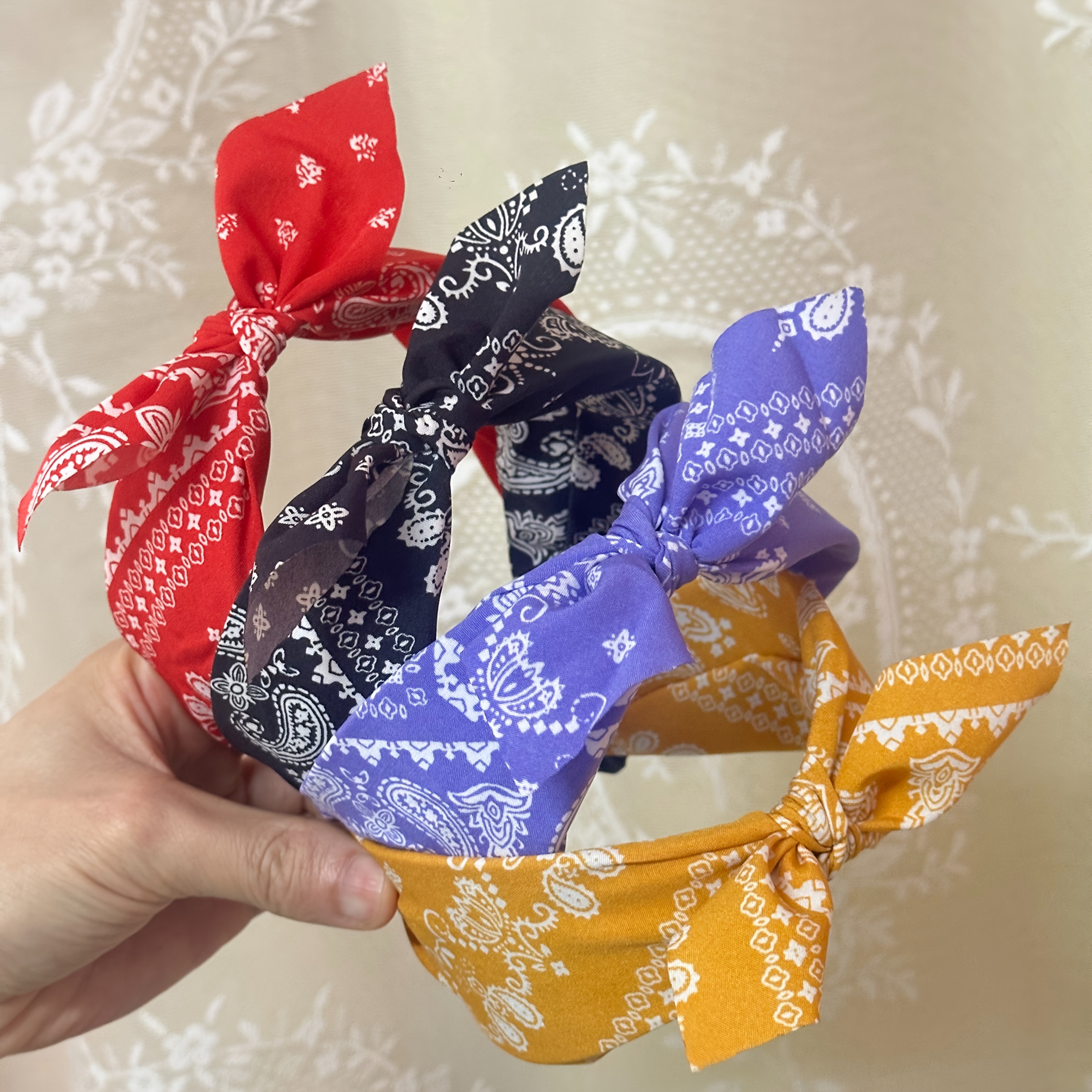 TEMU 4pcs / Set Of Vintage Ethnic-inspired Paisley Patterned Women's Decorative Hair Accessories, Including Paisley-patterned Fabric Bow Hair Ties.