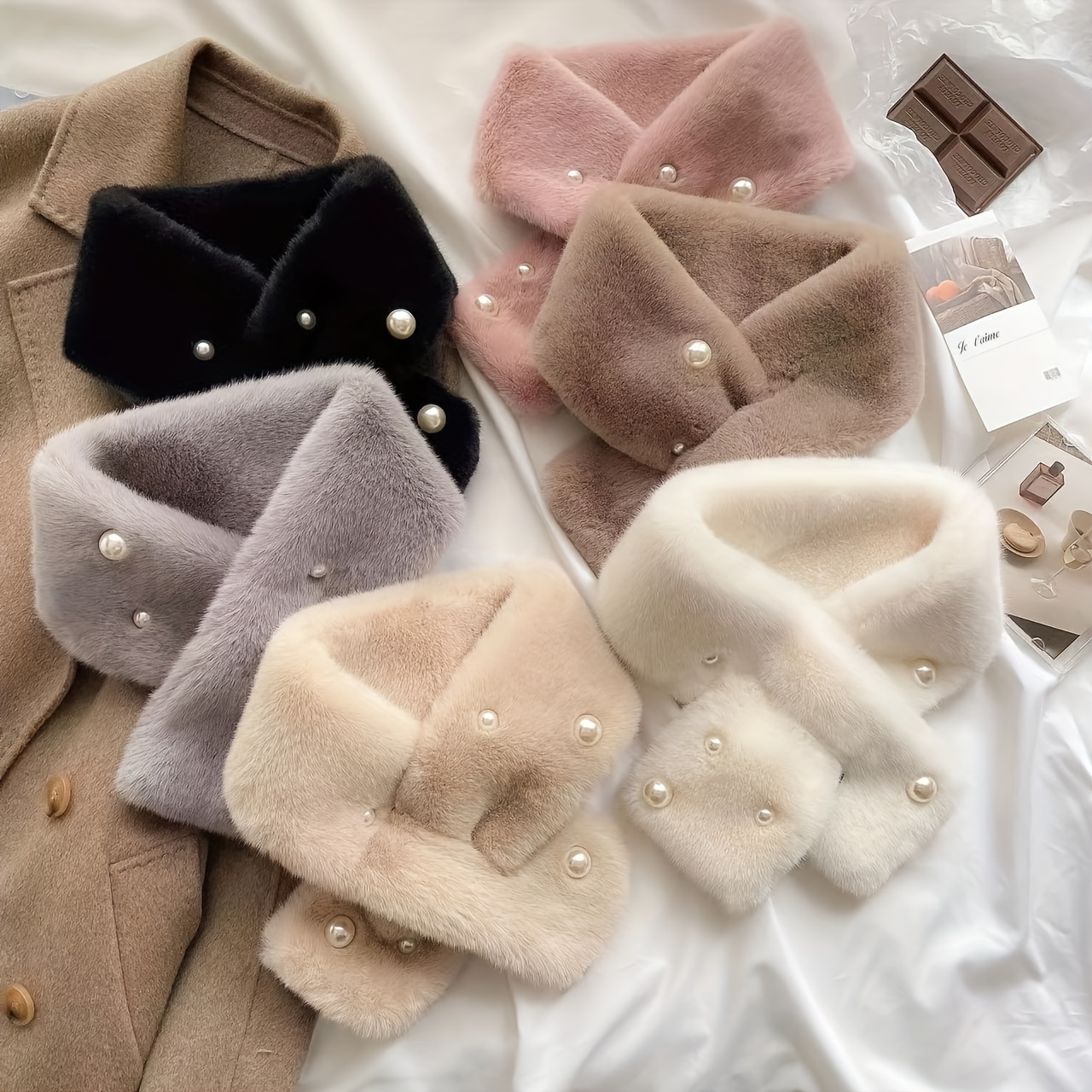 

[customer ] Elegant Fur Pearl-embellished Scarf For Women - Soft Polyester, Windproof & Warm -