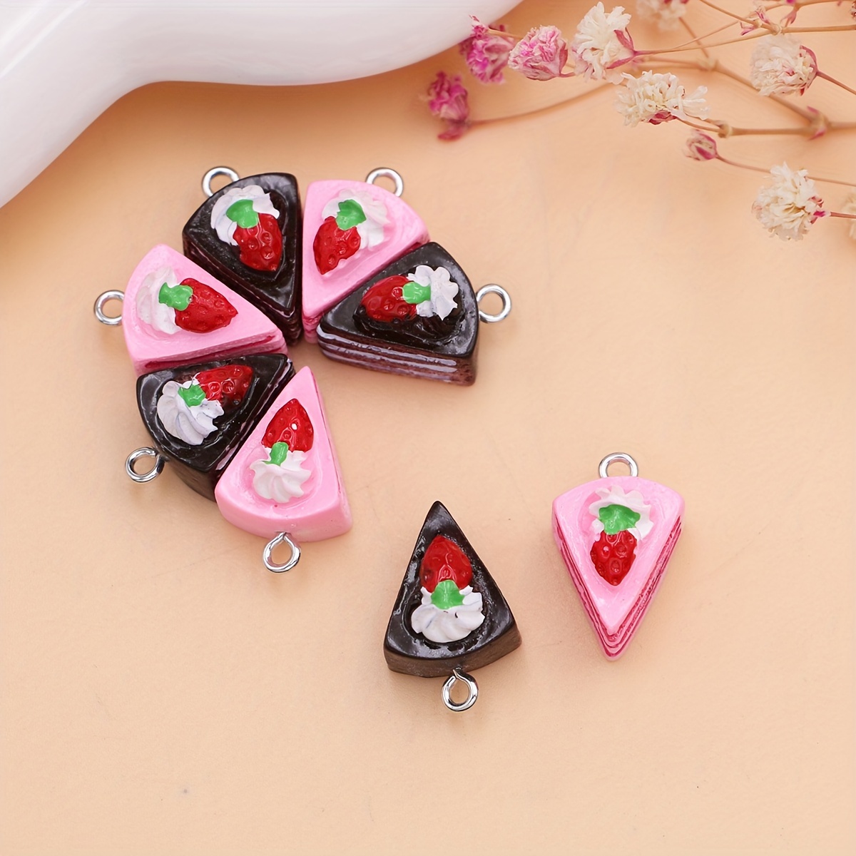 

10pcs Strawberry Cake Slice Charms, Resin Dessert Pendants For , Bracelet, Necklace, Keychain Crafting Accessories