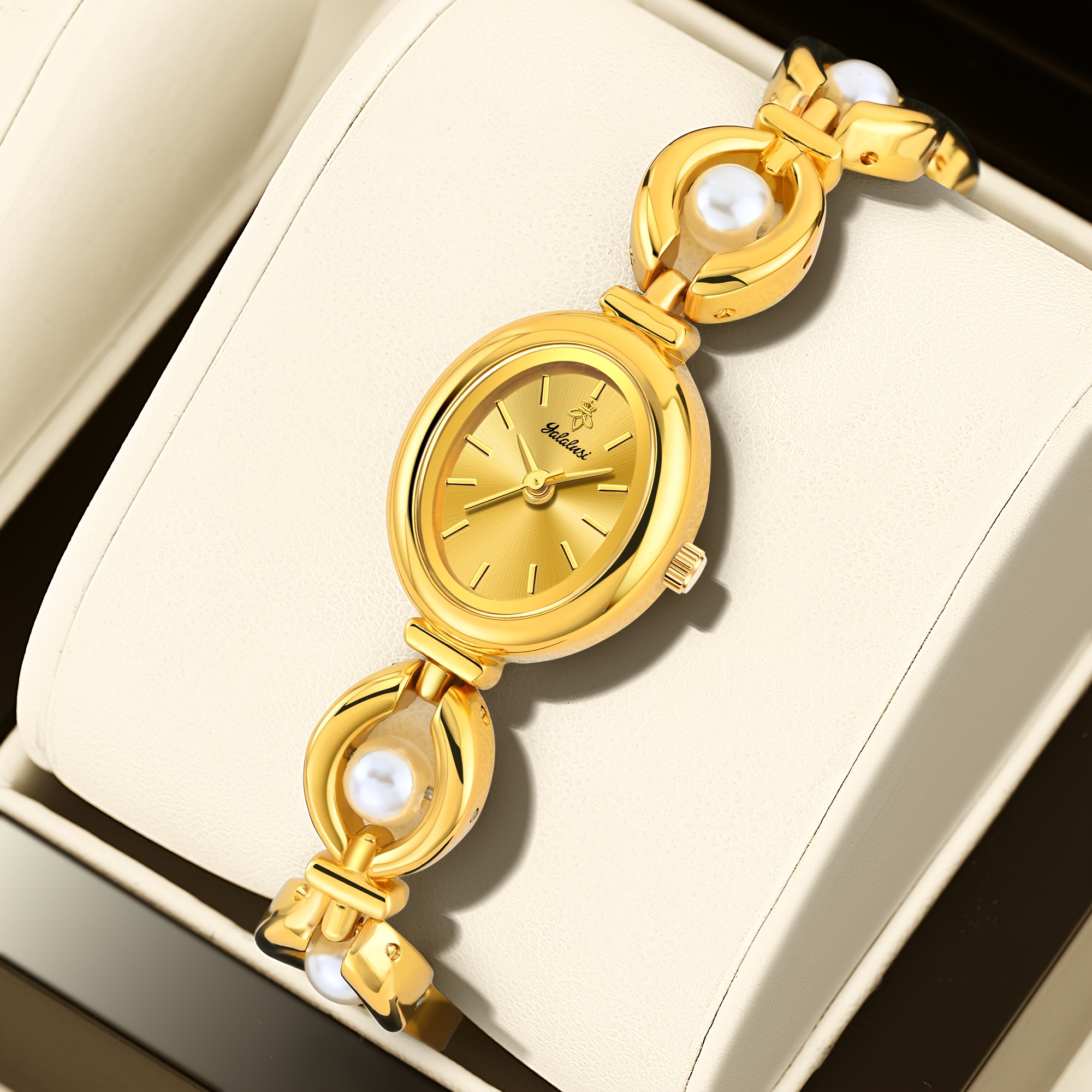 Women's Elegant Luxury Golden Quartz Watch