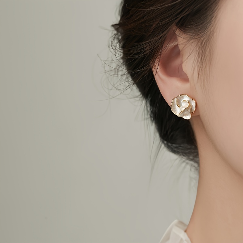Elegant Camellia Flower Stud Earrings, Vintage Style, Alloy with 925 Silver Ear Post, Women's Fashion Jewelry, All-Season Accessory for Daily & Vacation Wear