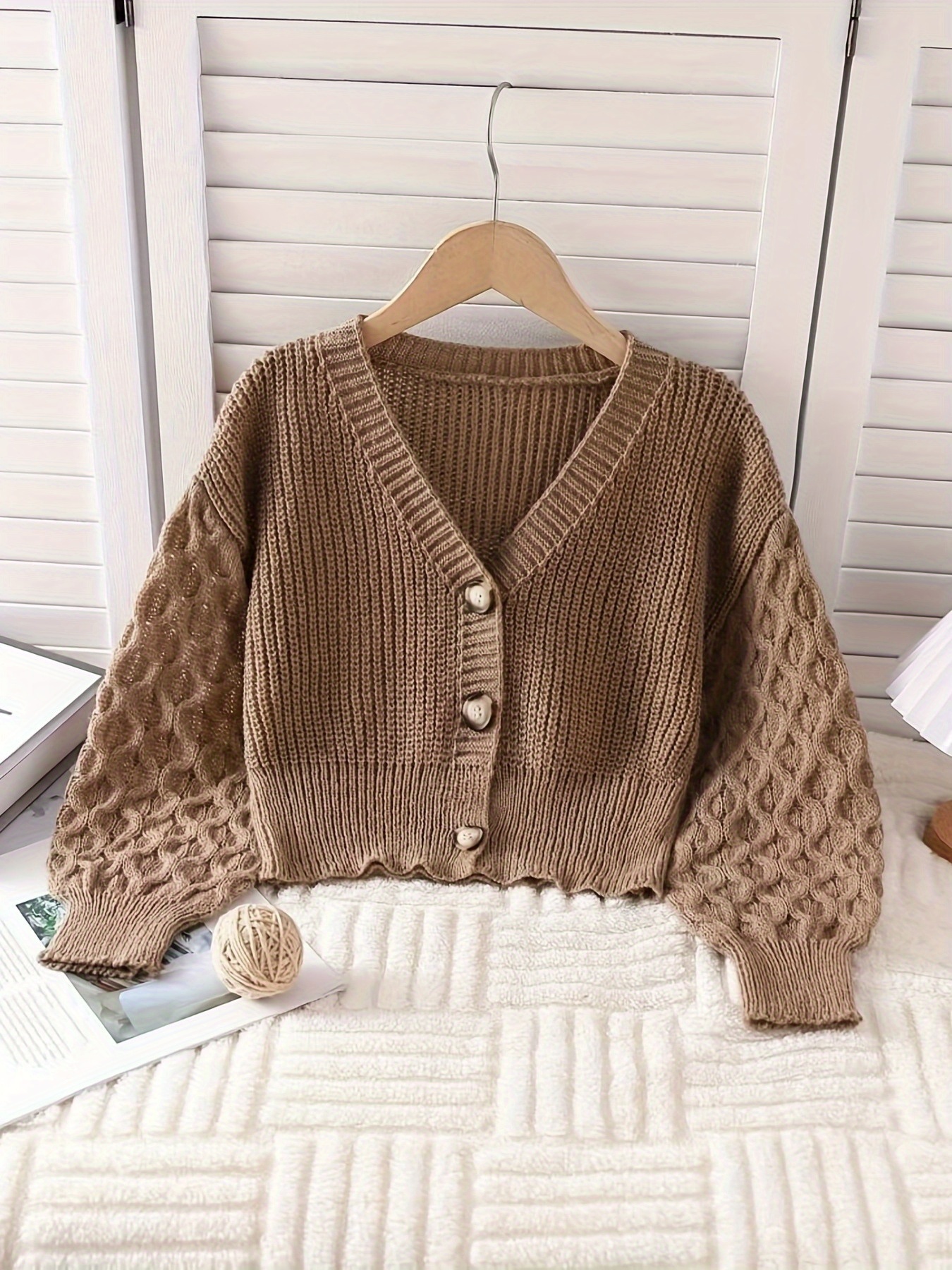 girls sweater sold on Temu Malaysia