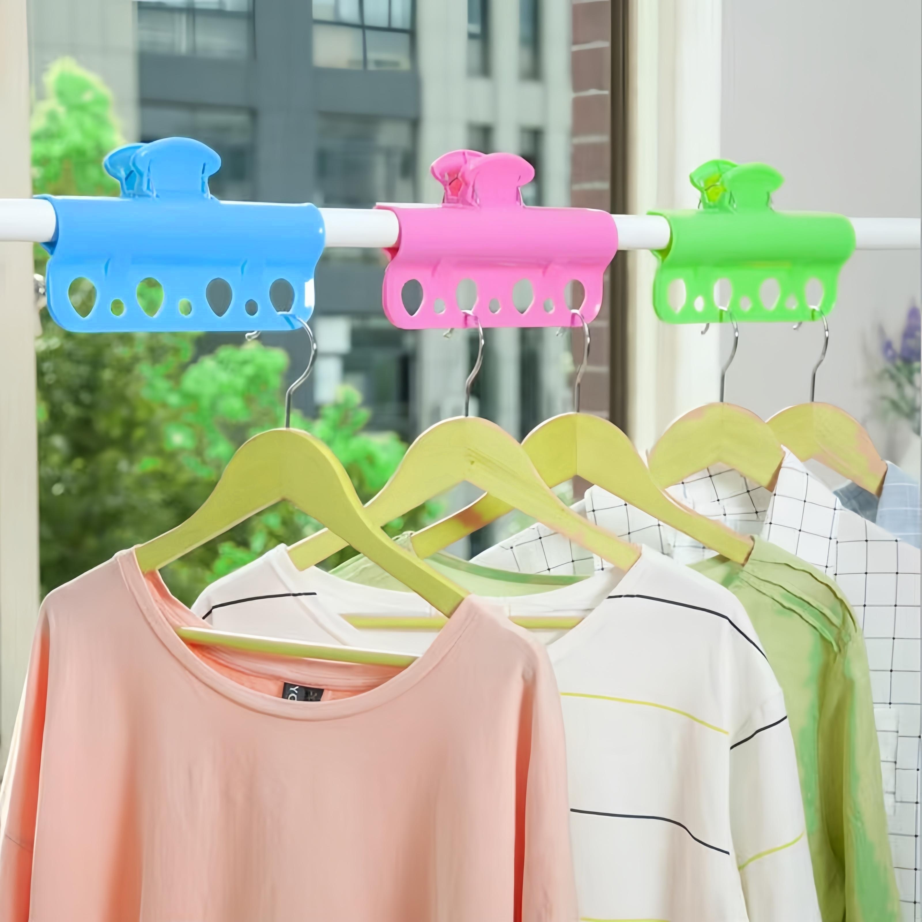 

1pc 7-hole Windproof Clip For Clothes Hanger, Plastic Clothes Pole Fixing Clip For Clothesline Pole, Balcony Clothes Drying Rack Clamp