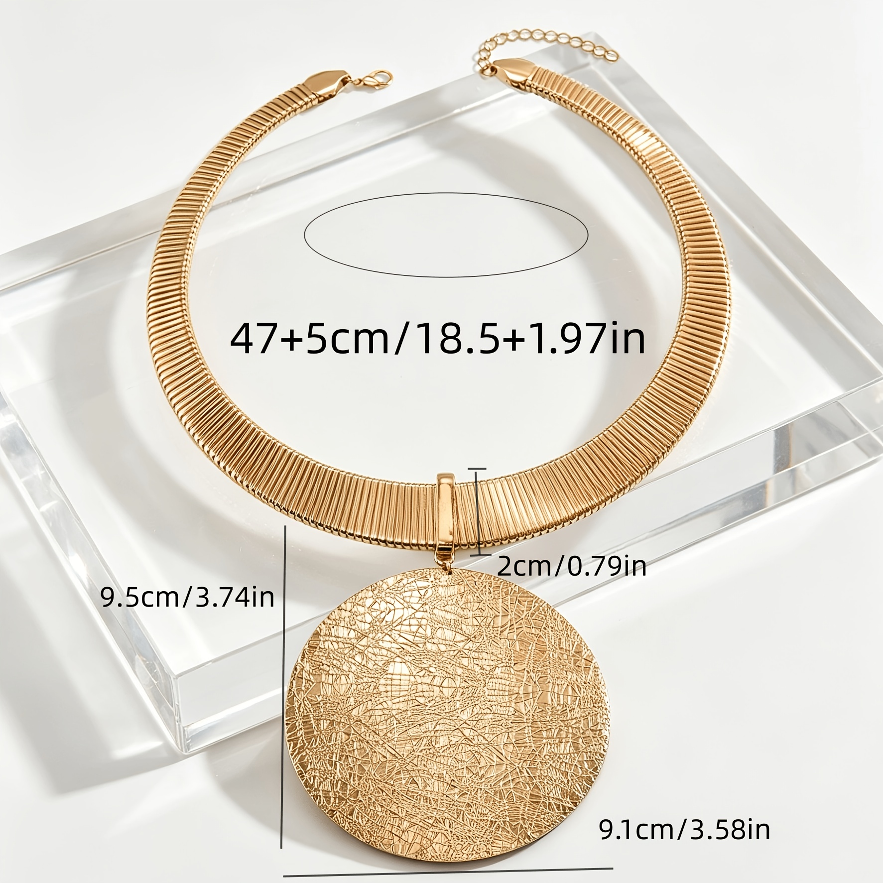 Women's Metal Pendant Collar Necklace, Exaggerated Design