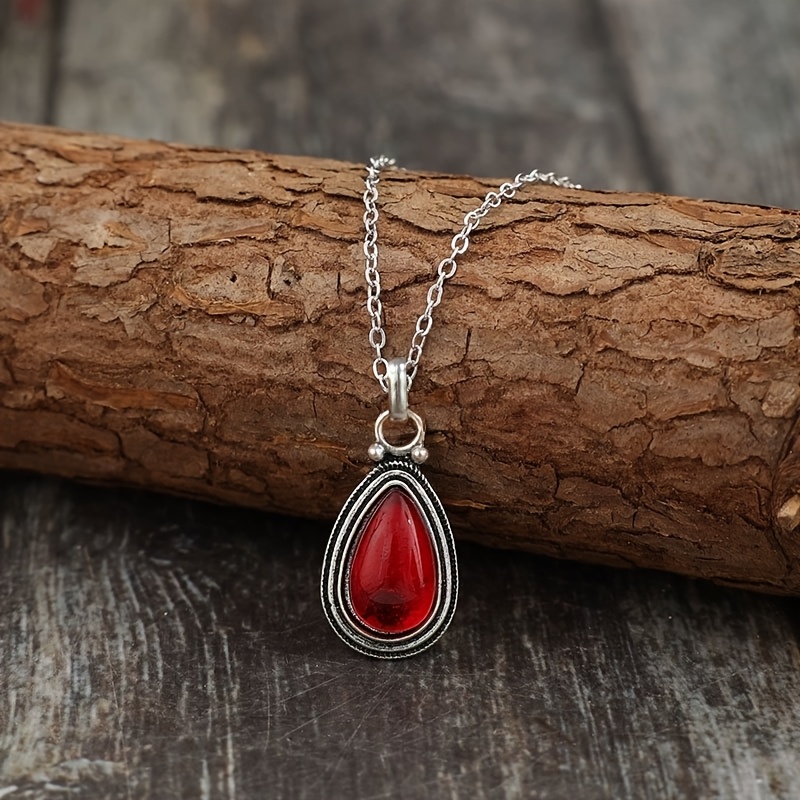 A New Water Drop Alloy Inlaid Red Glass Pendant Necklace