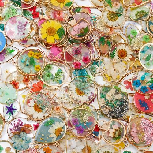 10pcs handmade dried flower resin alloy pendant diy necklace and earring materials for summer smooth unique gifts exquisite