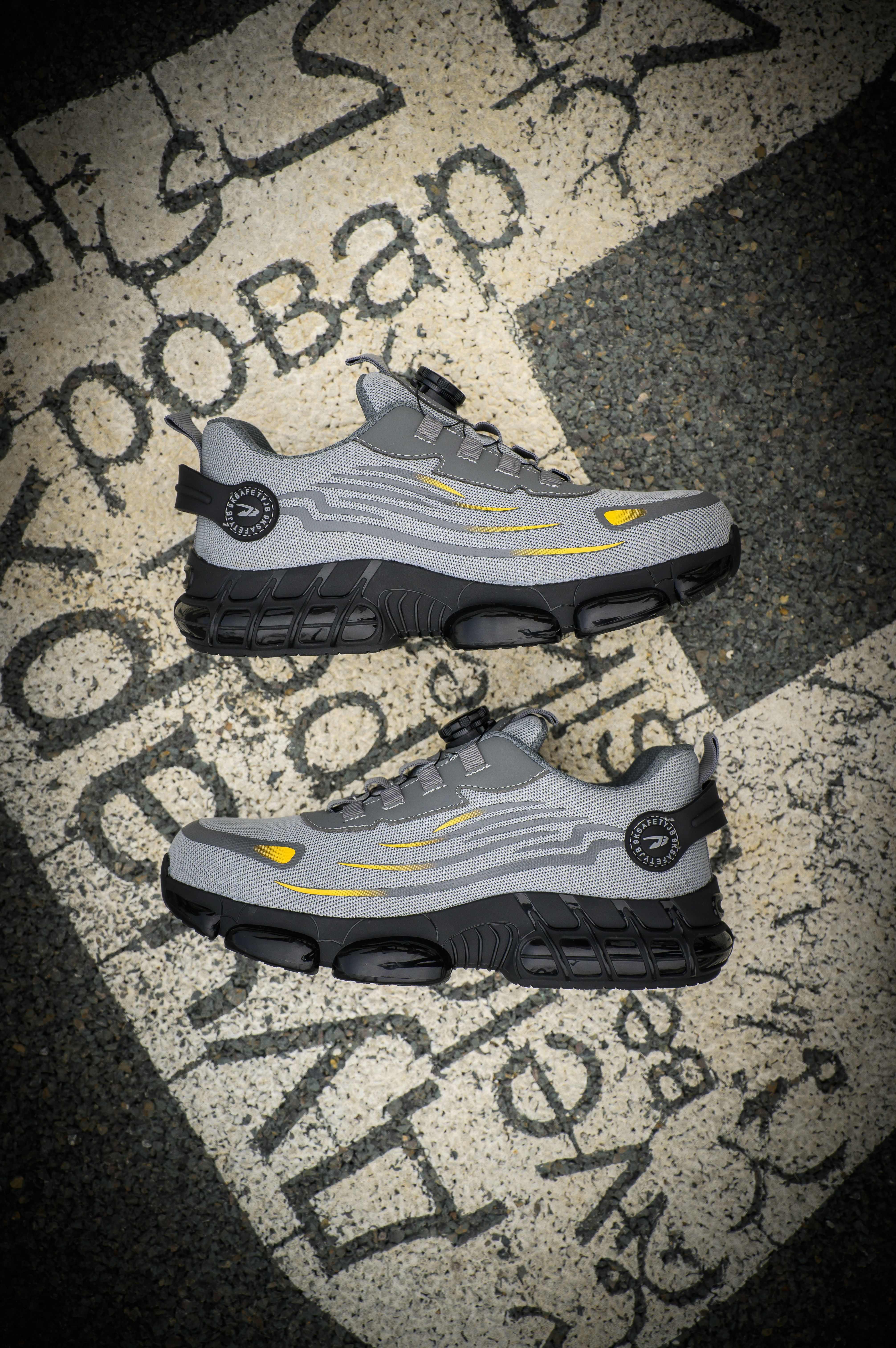 Men's All-Season Work Shoes with Protective Features, Rotating Buckle, Impact Resistant, Wear-Resistant, Lightweight and Comfortable Mesh Breathability