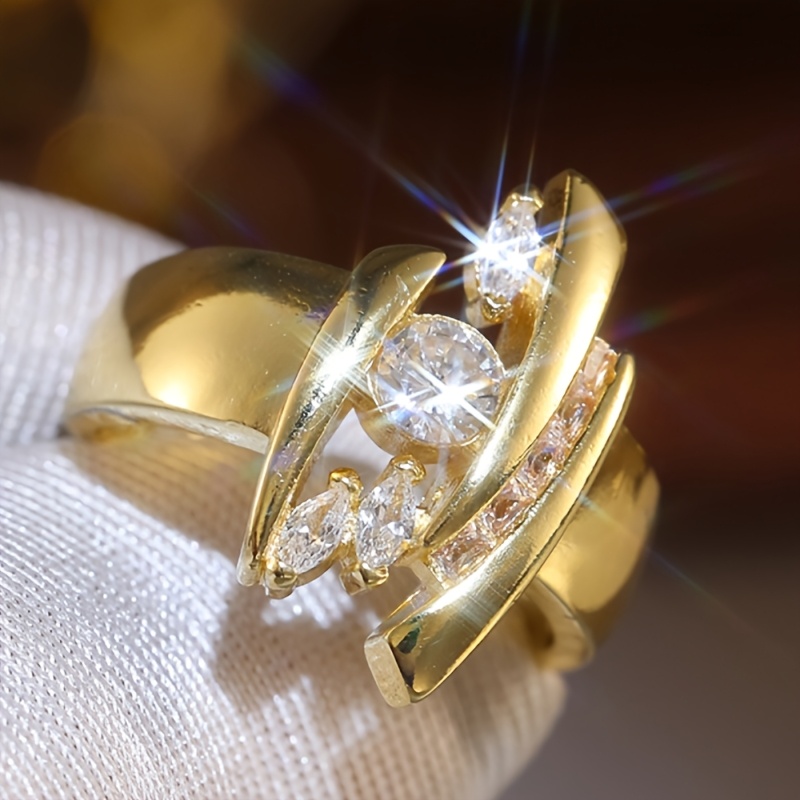 Unusual Fashion Inlay Zirconia Golden Ring