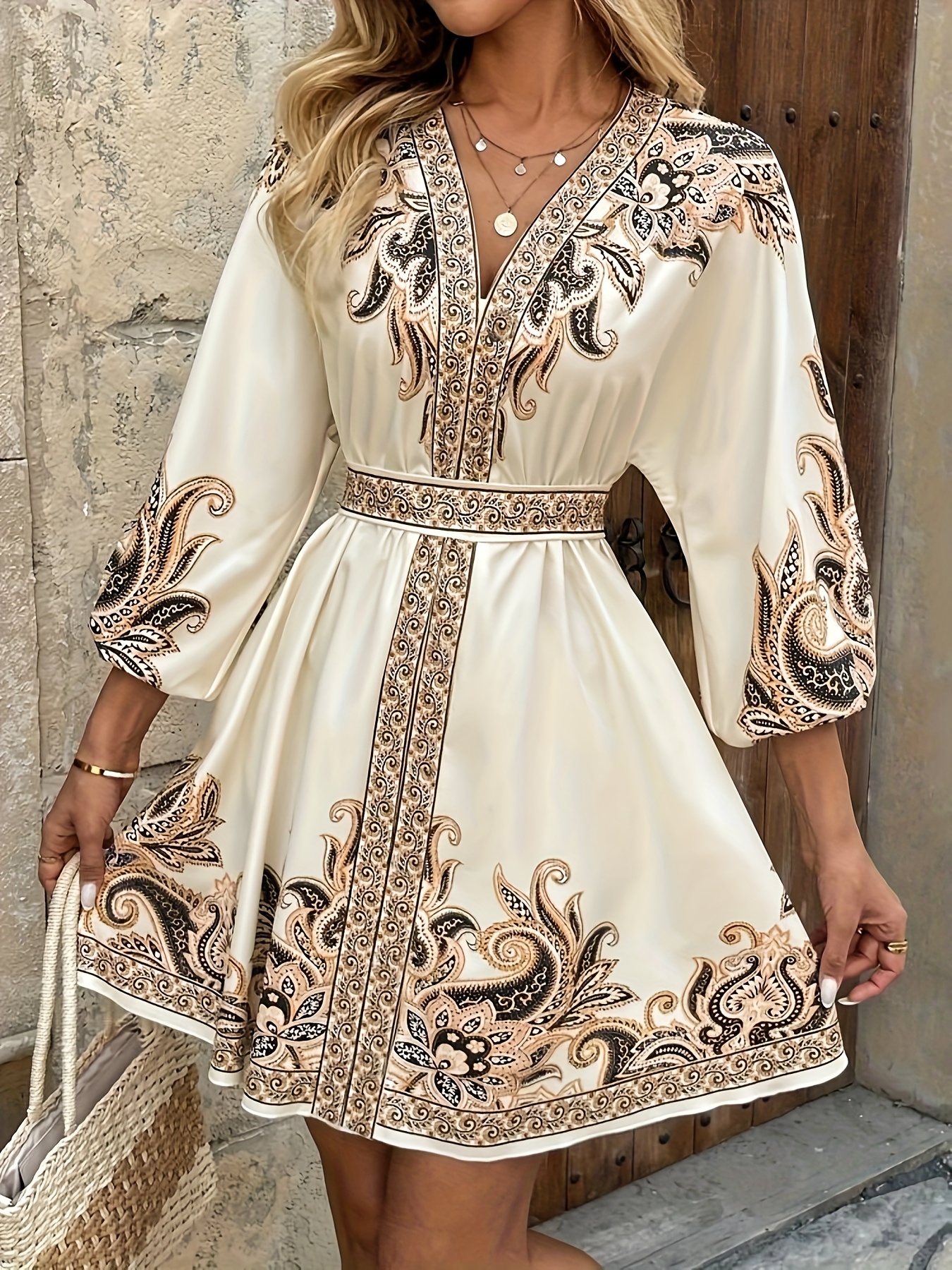 champagne deep v neck dress Sheath Evening Spaghetti Straps Plunge Allover Draped Pearl Crystal Scallop Sequins ripple across the Black Tie Dresses and Size:28 (Add + $5.00) DROP_APR25-D1