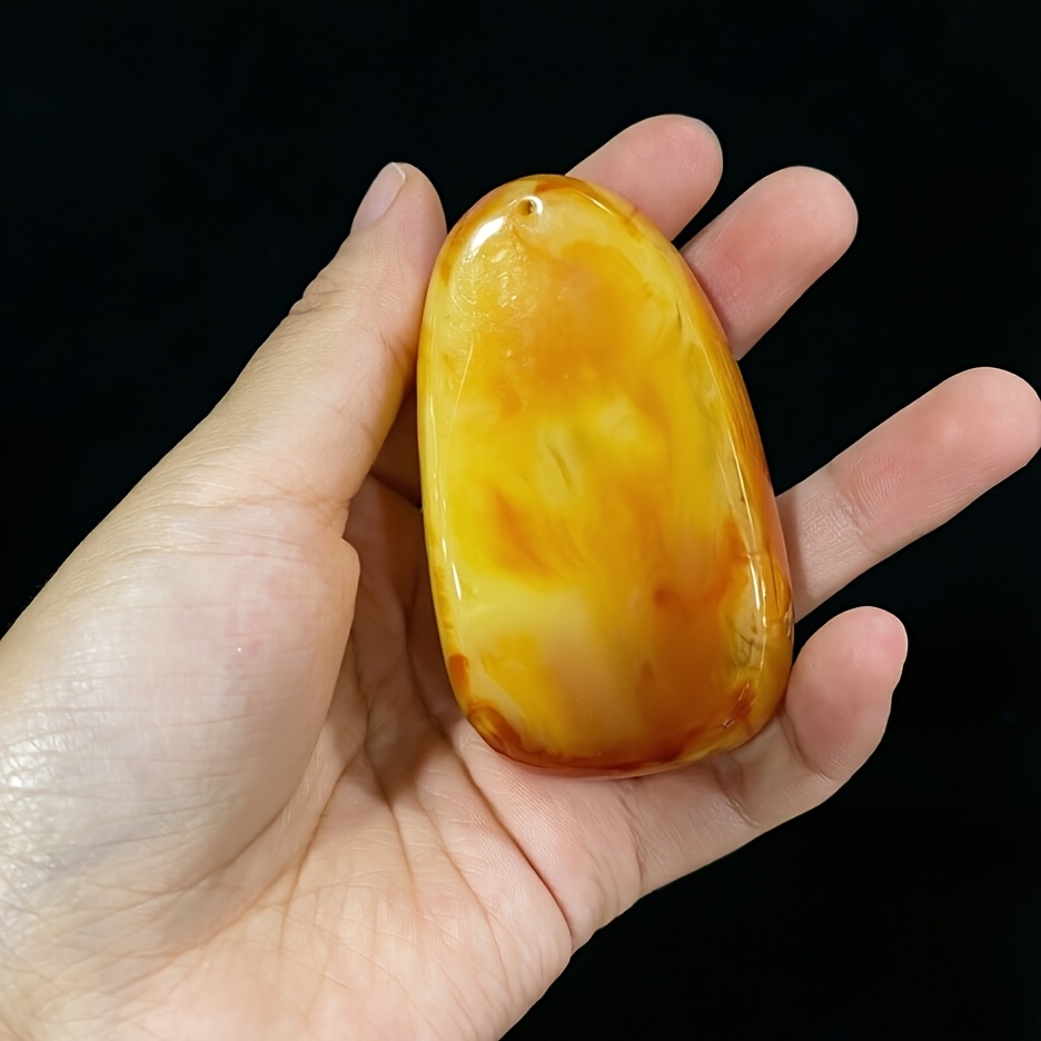 Unisex Natural Amber Beeswax Pendant Necklace, Versatile Gift