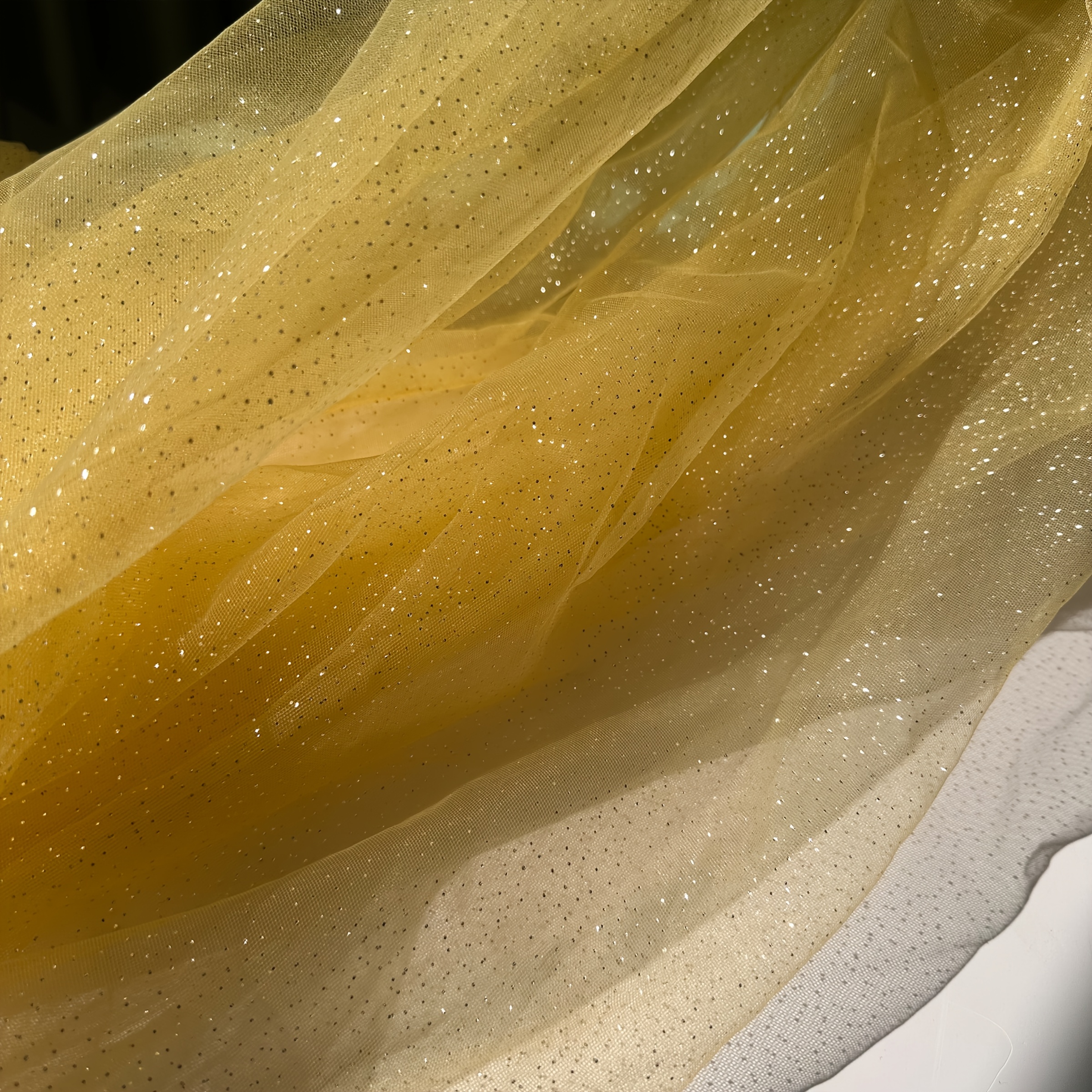 TEMU Tissu de tulle à paillettes argenté brillant "59" au mètre pour décoration de mariage, de fête, robe de mariée, costume, emballage cadeau,