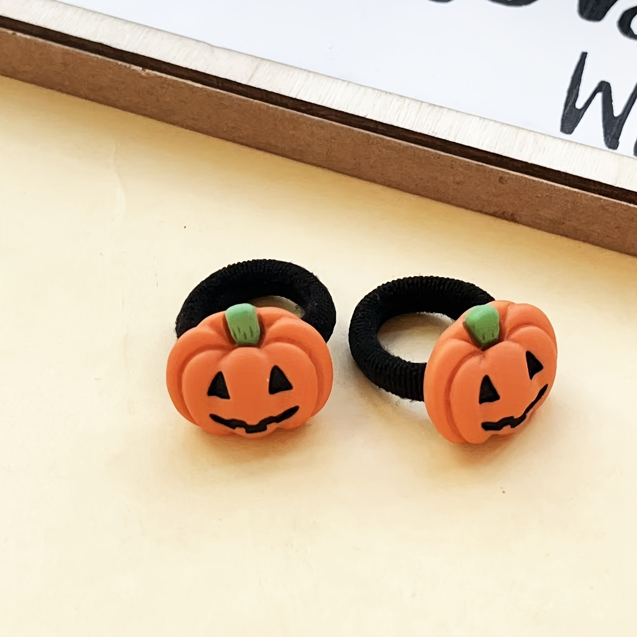 TEMU Confezione Fascie per Capelli Nere con Anello per Asciugamano a Forma di Zucca Cartone Animato di Halloween