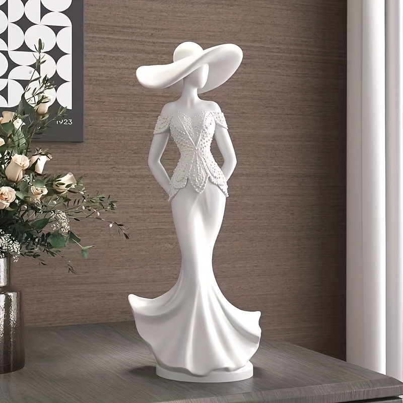 Image of A Creative Figurine Art Piece - An Elegant Decor For Living Rooms Or Offices, Perfect As A Valentine's Day Gift, An Ideal Romantic Present