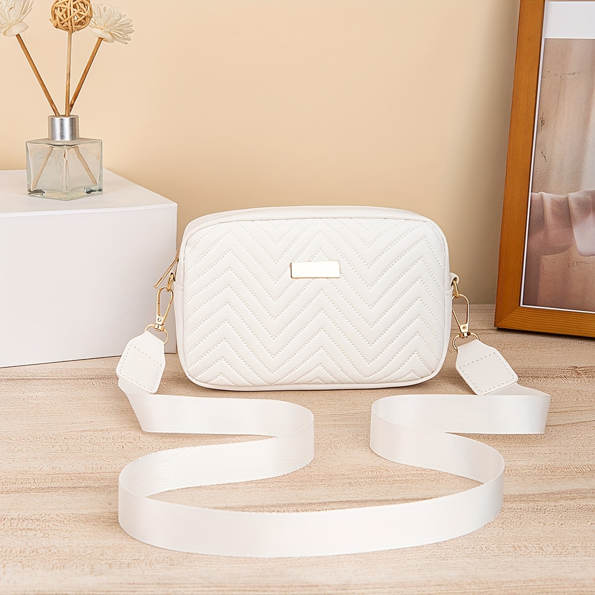 TEMU Women's Crossbody Bag, Simple And Fashionable Embossed Small Square Bag, Outdoor Quilted Shoulder Bag, Solid Color Lightweight Women's