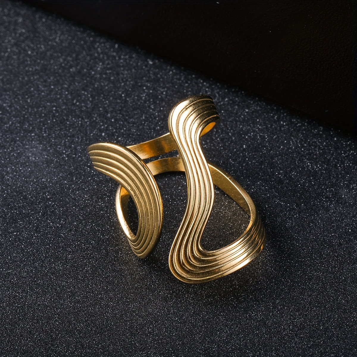 1pc Irregular Stainless Steel Ring. Thick And Non-fading, Daily Wear