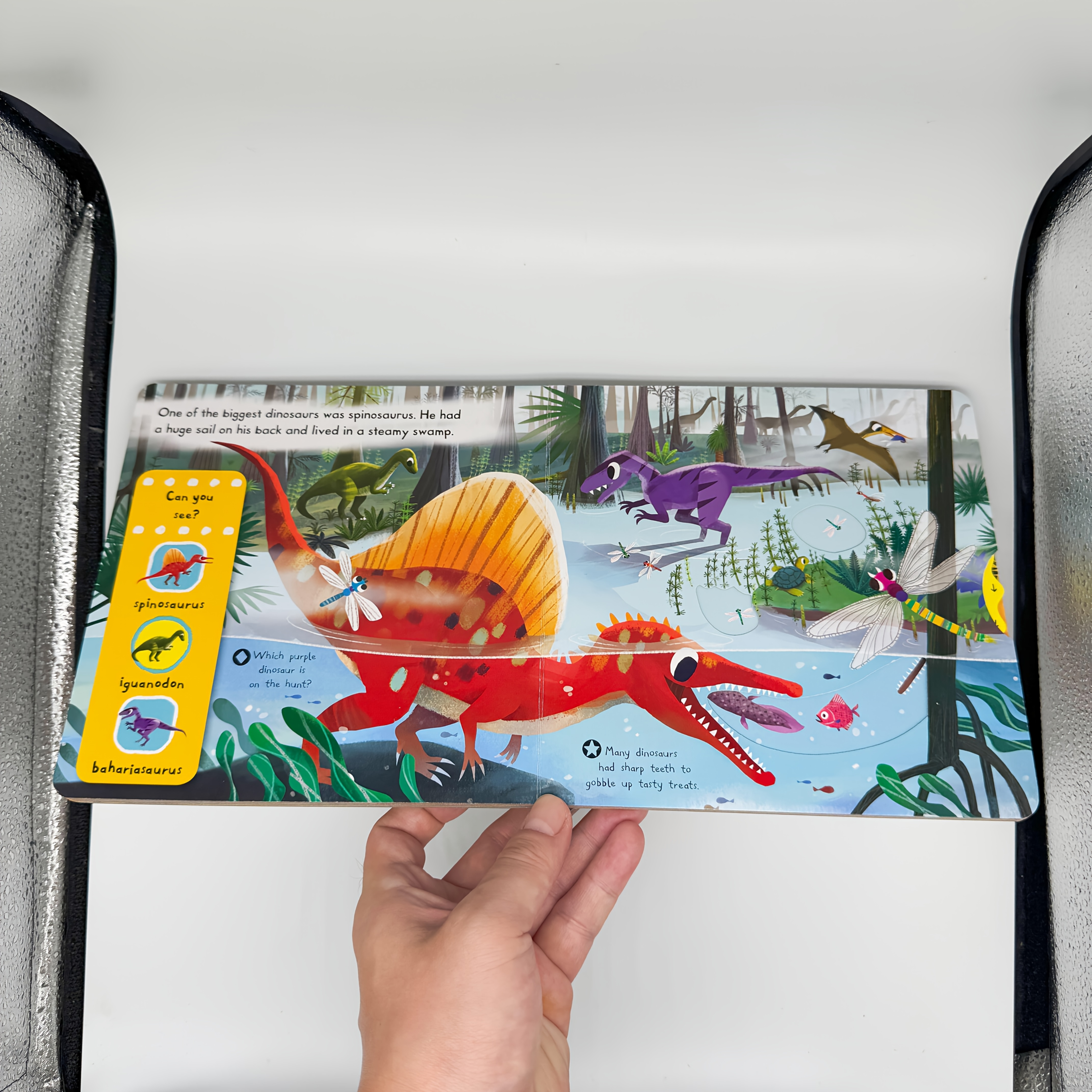 Busy Durable Book for Learning English with Interactive Comic