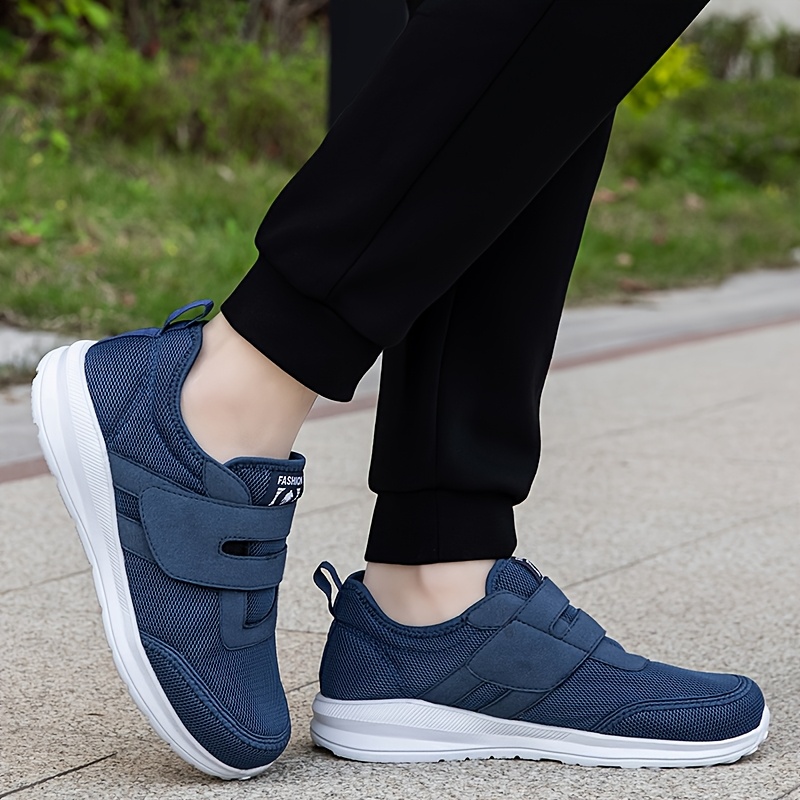 Men's Breathable Wide Width Sneakers with Adjustable Closure