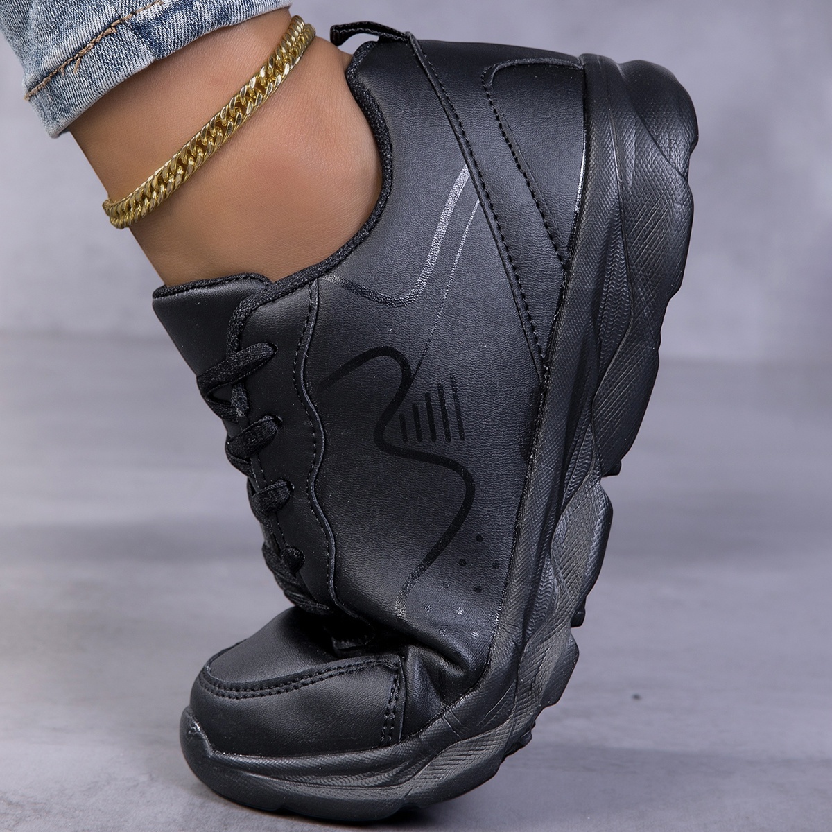 Trendy Black Lightweight EVA Sole Women'S Casual sneakers