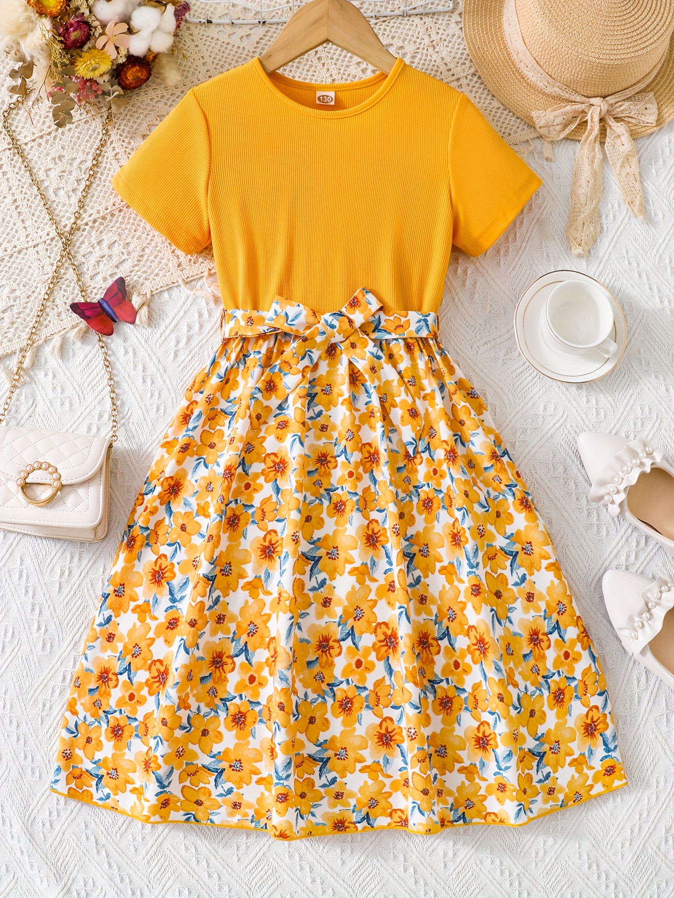 mini dress with cut out Embellished Cut-Out in Gold - 6 香港女裝 Size:ML Shell 2 Wine Country Casual Dress