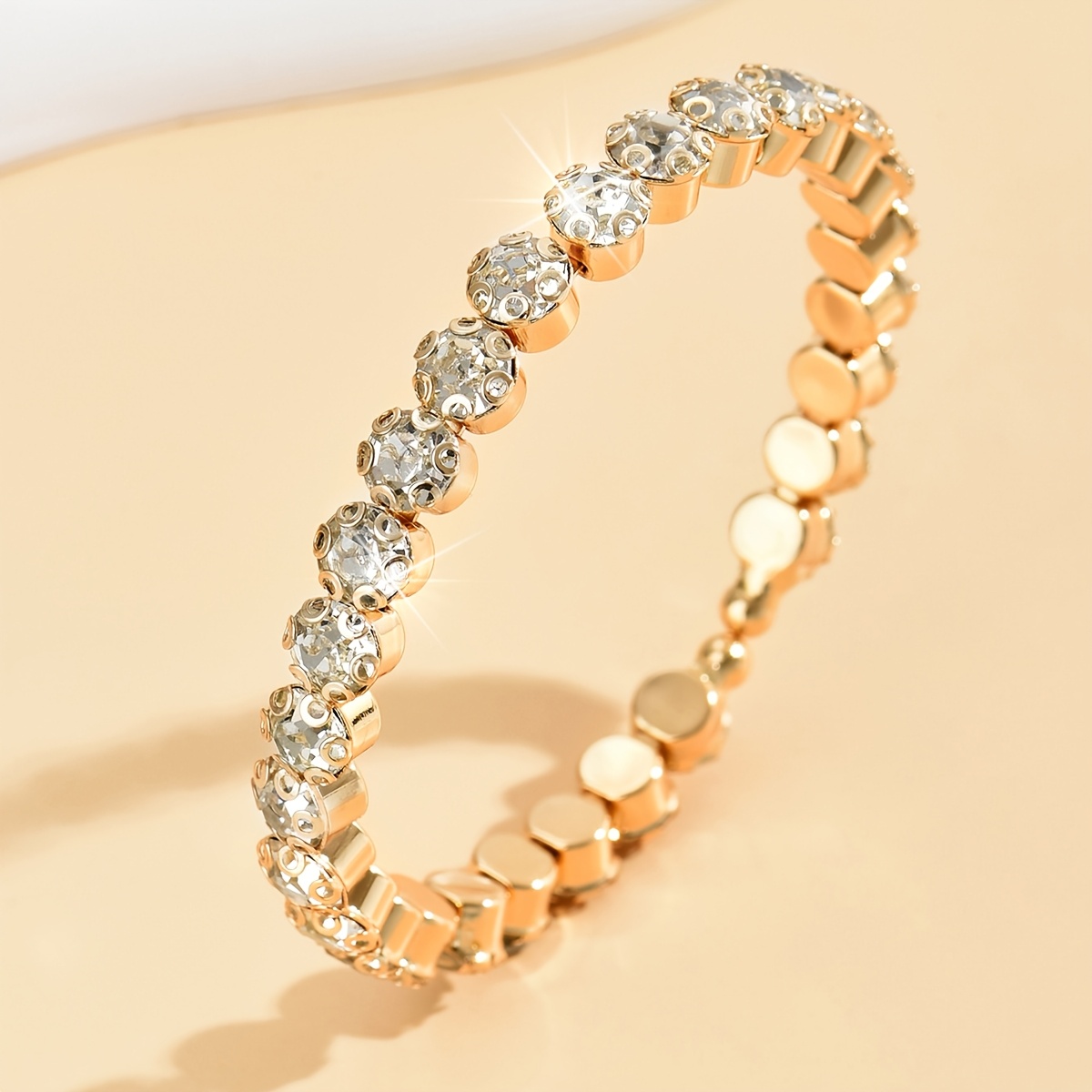 A Sparkling Women'S Fashion Bracelet with a Unique Cross Design for Valentine'S Day, Featuring 4G of Cubic Zirconia, Ideal for Parties And Banquets, And a Wonderful Gift for Girlfriends And Wives