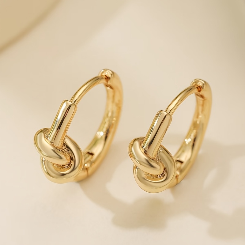 TEMU 1 pièce de boucles d'oreilles chic et minimalistes en cuivre avec cercle noué, un style élégant, parfaites pour les quotidiens et les vacances