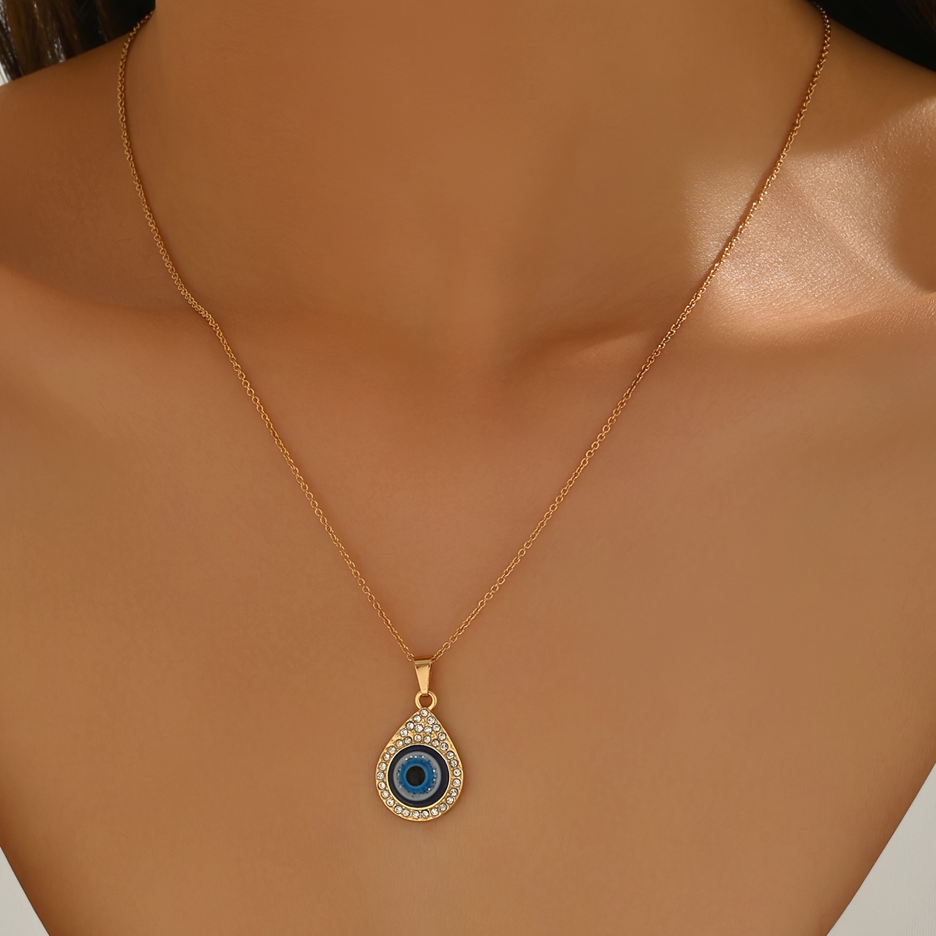 E-shop Modische, einfache, einlegereihe mit Strasssteinen, "Evil Eye" Damen Anhänger Halskette, geeignet für den täglichen Gebrauch