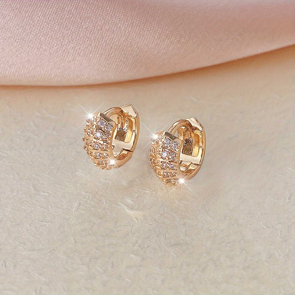 E-shop 1 Paar Damenmode Ohrringe, Exquisite Einfache Elegante Temperament Geschenk Pendeln Täglich All-Match Damen Ohrringe