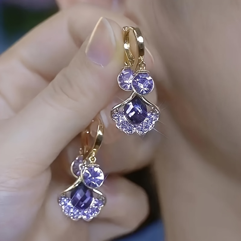 TEMU A Pair Of Men's Earrings, Elegant And Luxurious Violet Maple Leaf Synthetic Synthetic Cubic Zirconiaia Earrings, Women's Fashionable Drop