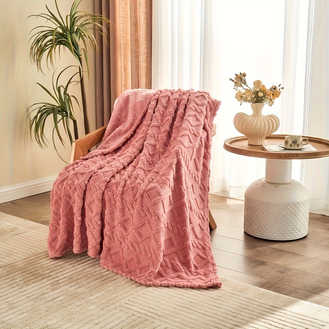 

1pc Pink Fleece Blanket - Cozy 3d Plush With Diamond Pattern, Extra Warm & Air-conditioning Friendly, Ideal For Bed, Couch, Travel & Outdoor Use - Versatile Flannel Throw, Machine Washable